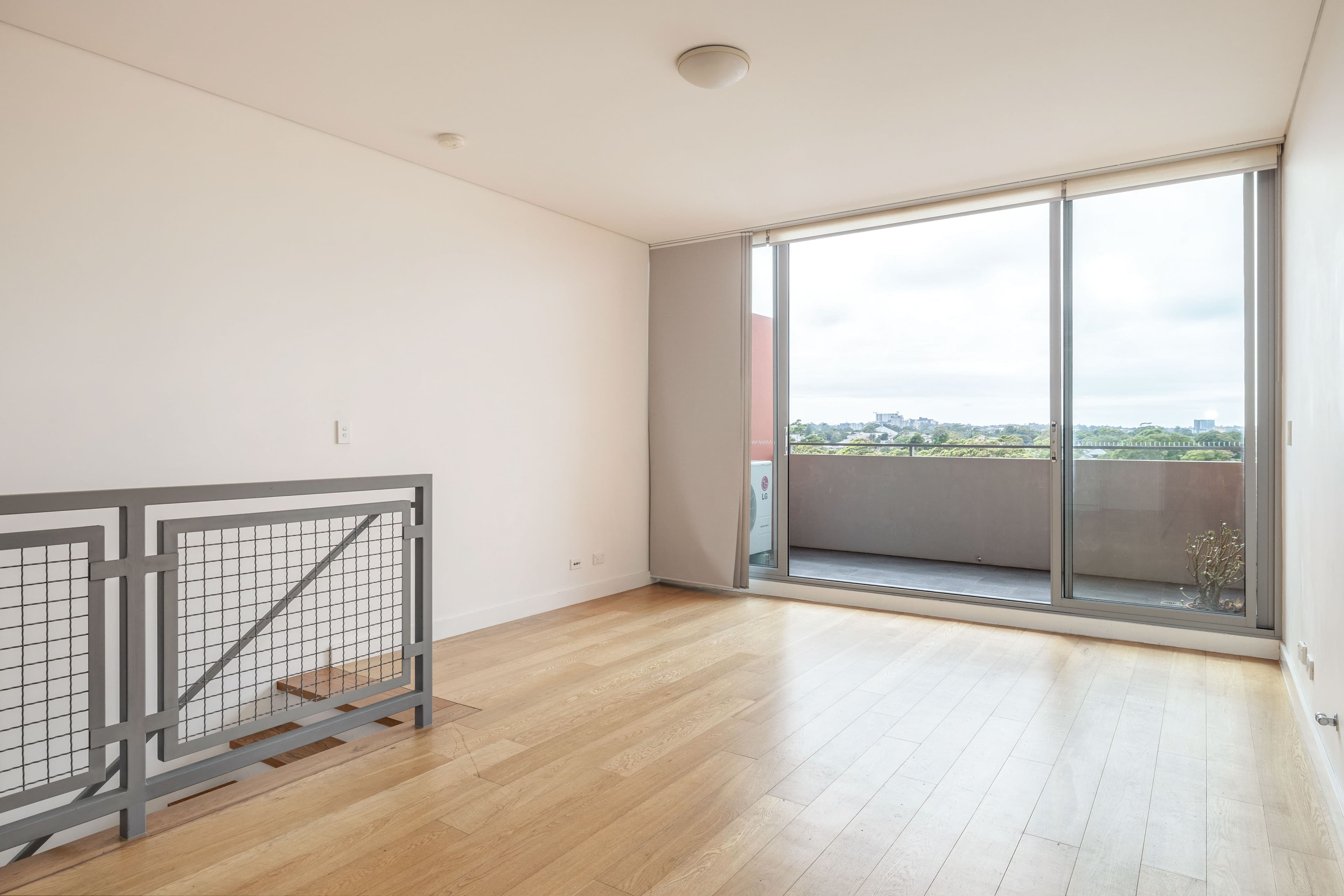 807D/144 Dunning Avenue, Rosebery - Thumbnail 2