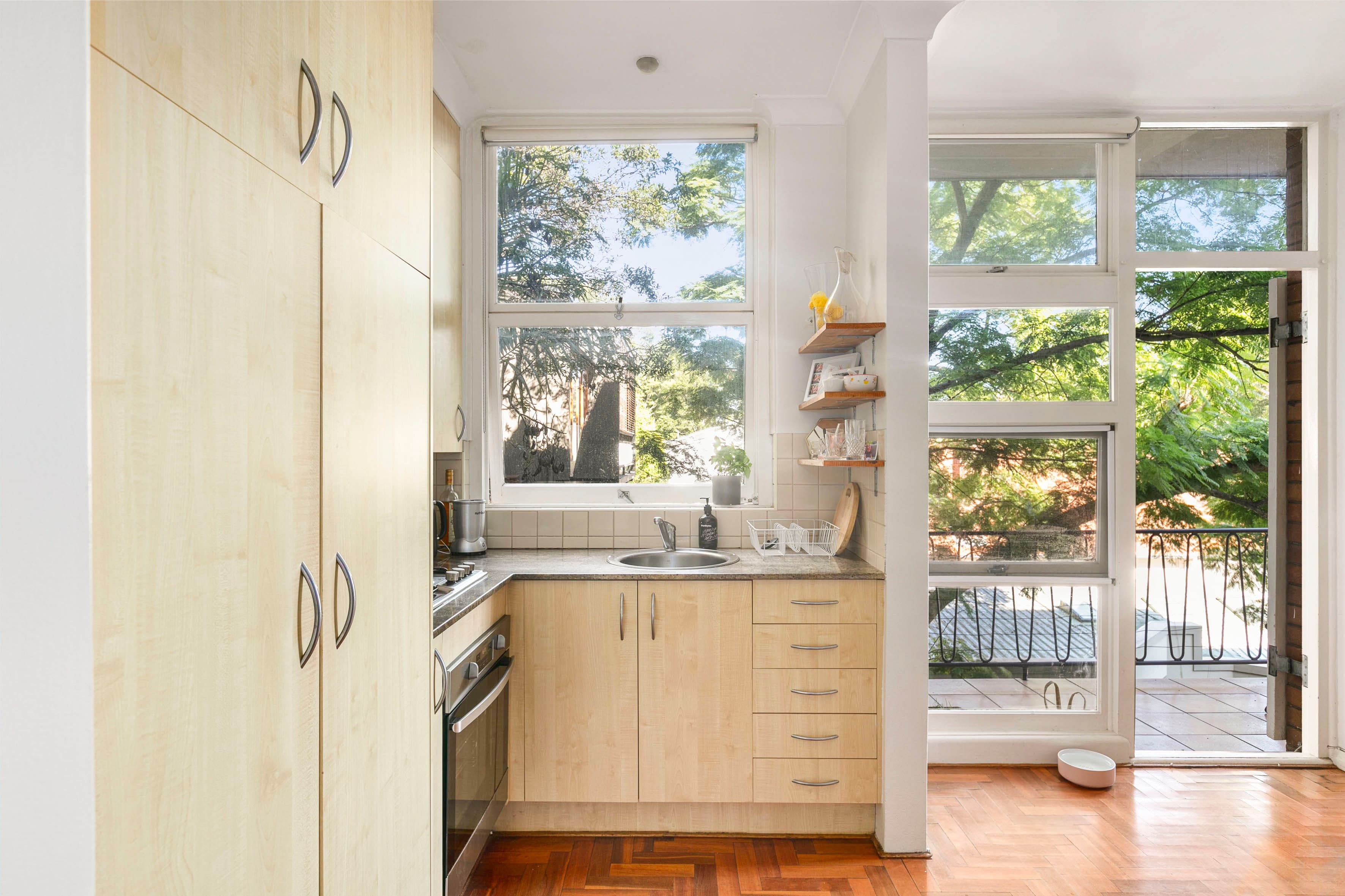 36/22 New Beach Road, Darling Point - Thumbnail 5