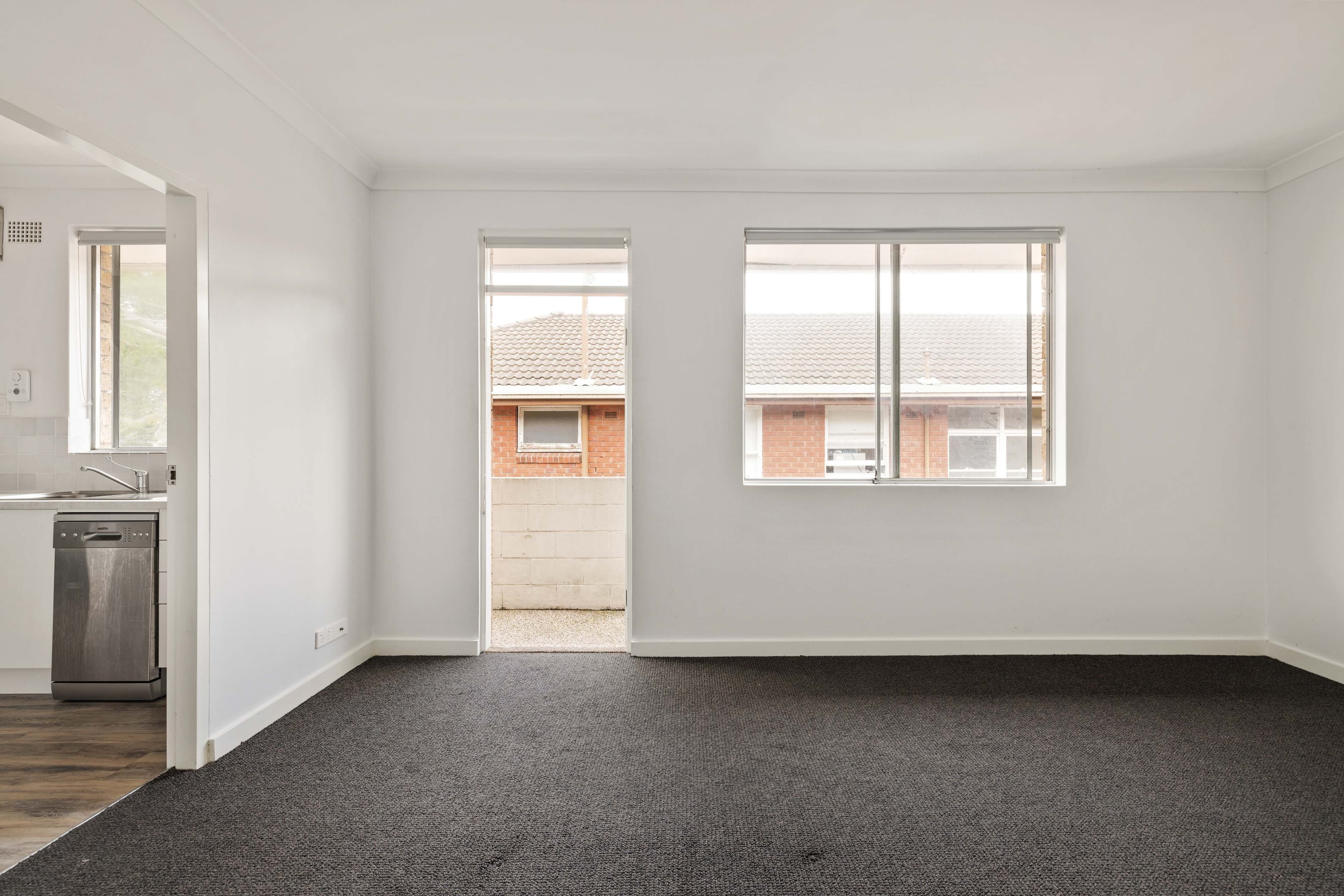 8/24 King Street, Ashfield - Thumbnail 2