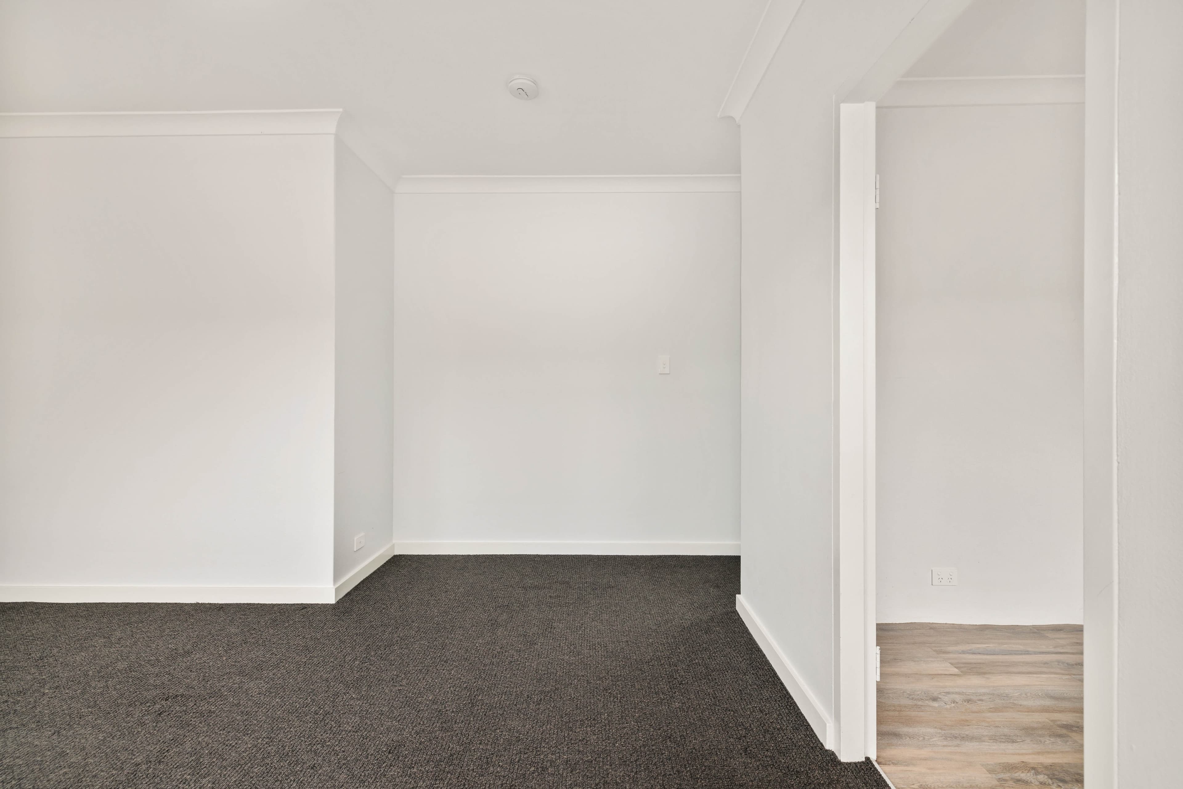 8/24 King Street, Ashfield - Thumbnail 6