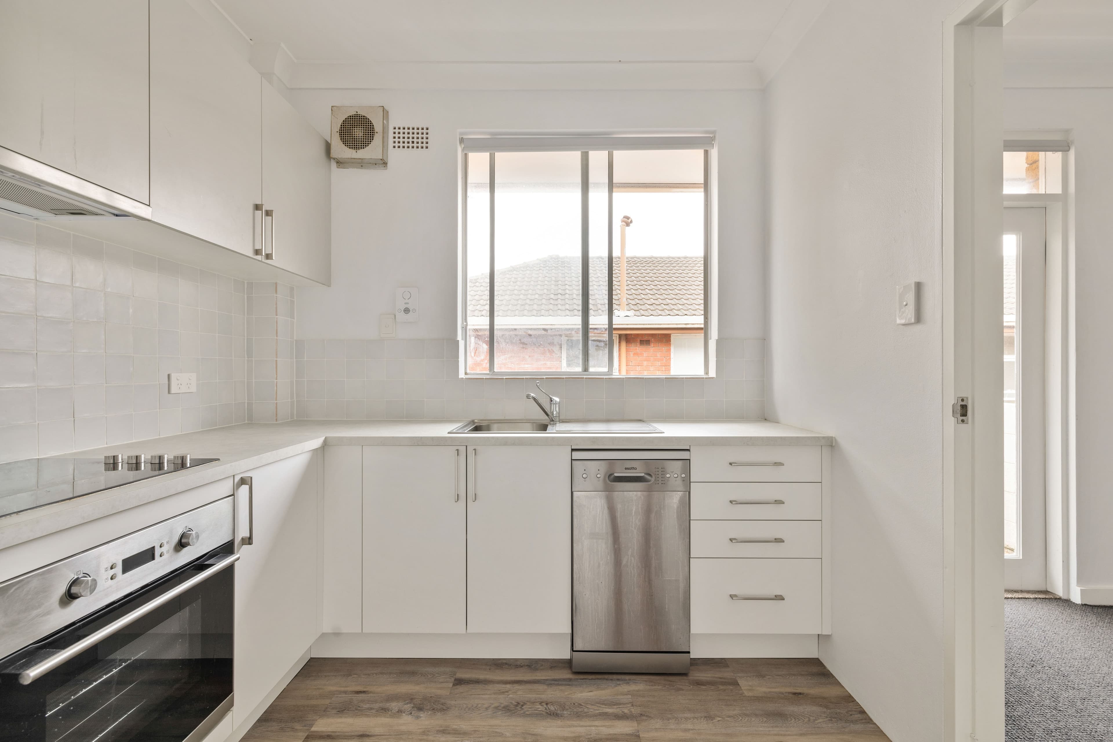 8/24 King Street, Ashfield - Thumbnail 7