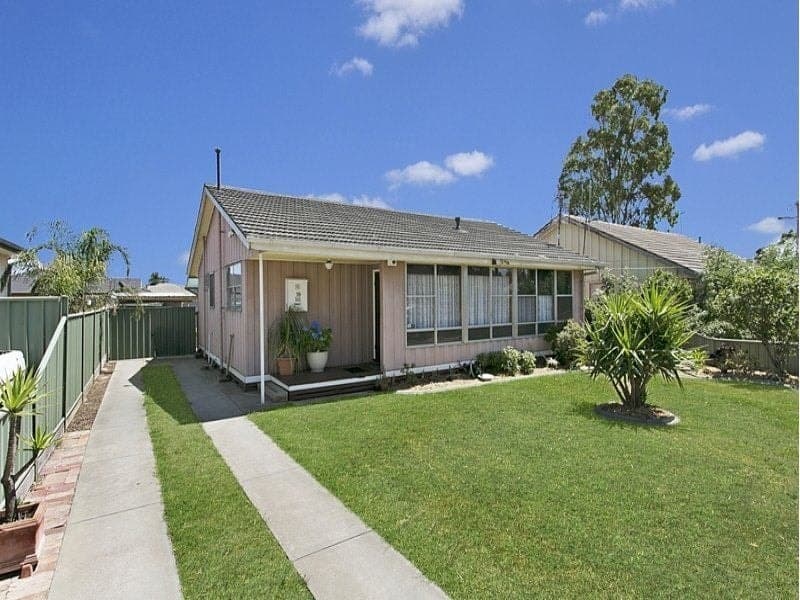 18 Grenfell Avenue EAGLEHAWK VIC, Eaglehawk - Image 1