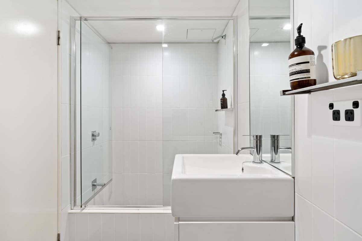 711/425-429 Bourke Street, Surry Hills - Thumbnail 8