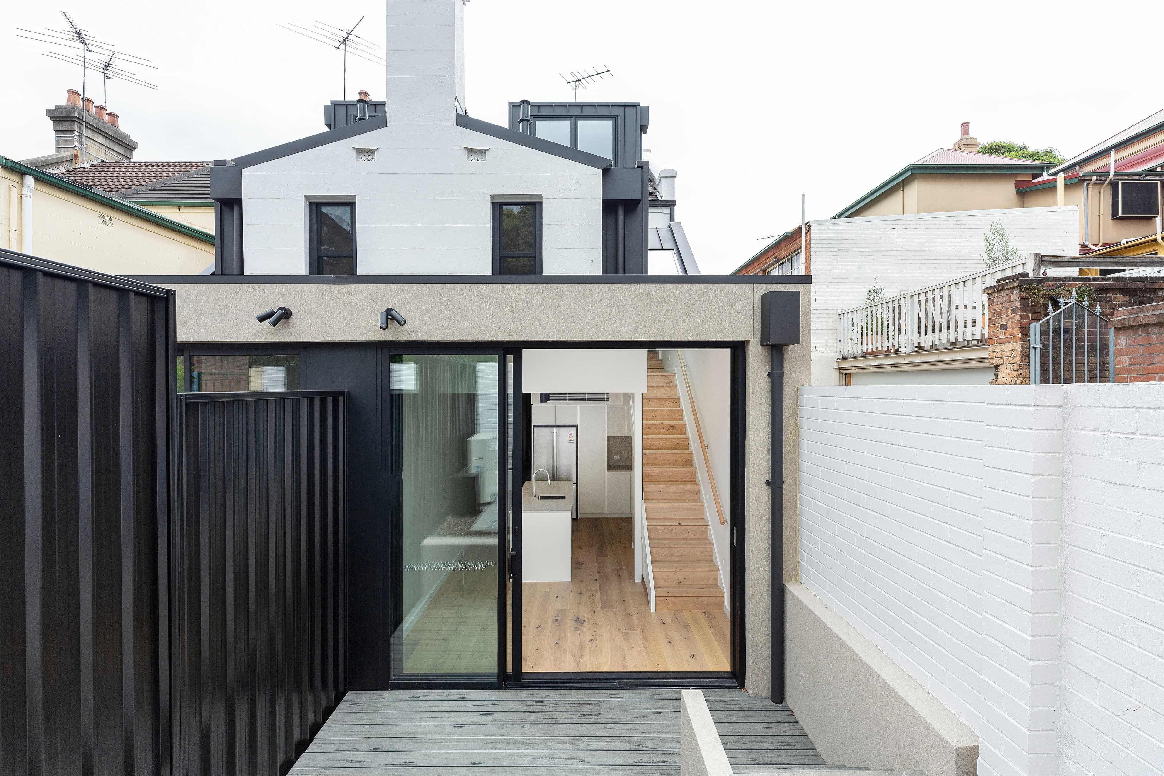 31 Junction Street, Glebe - Thumbnail 2