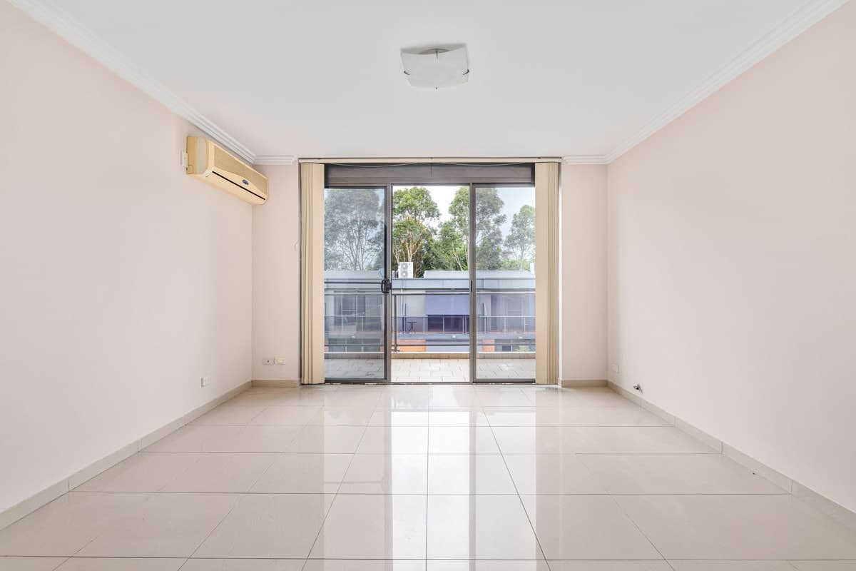 95/49 Henderson Road, Alexandria - Thumbnail 2