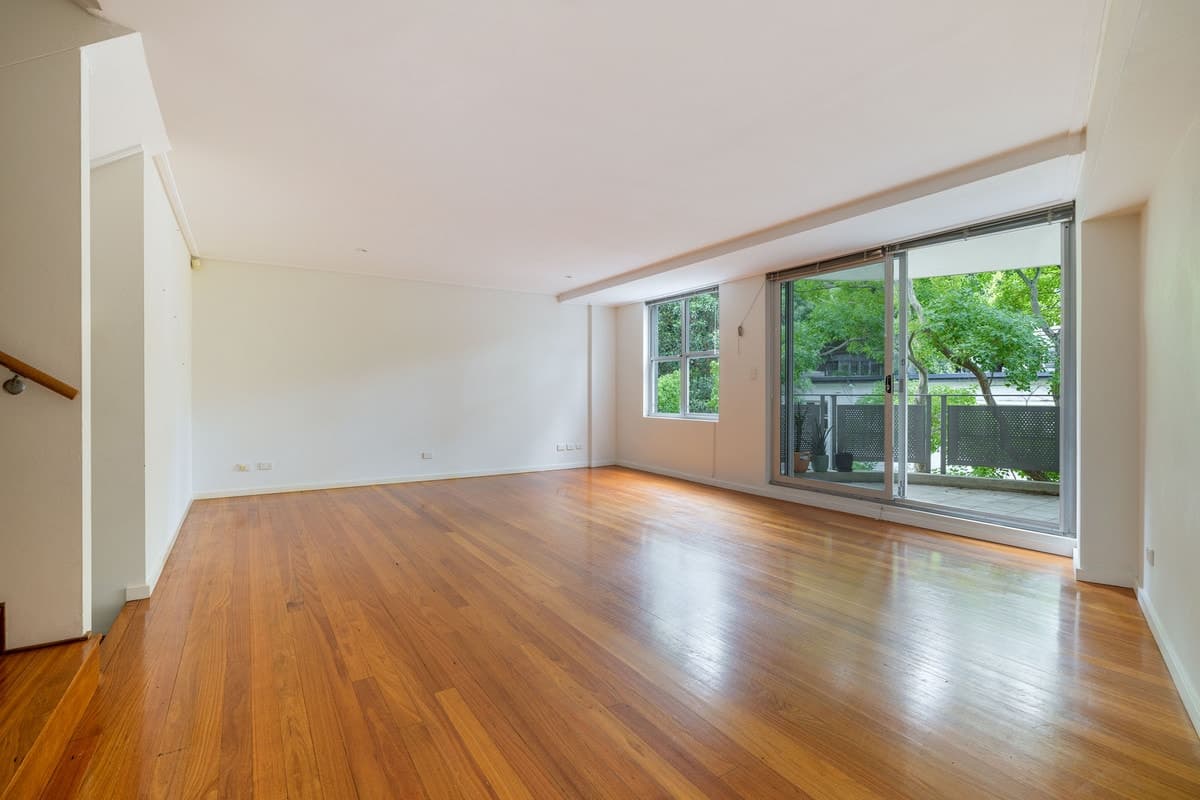 37/100 Barcom Avenue, Darlinghurst - Image 1