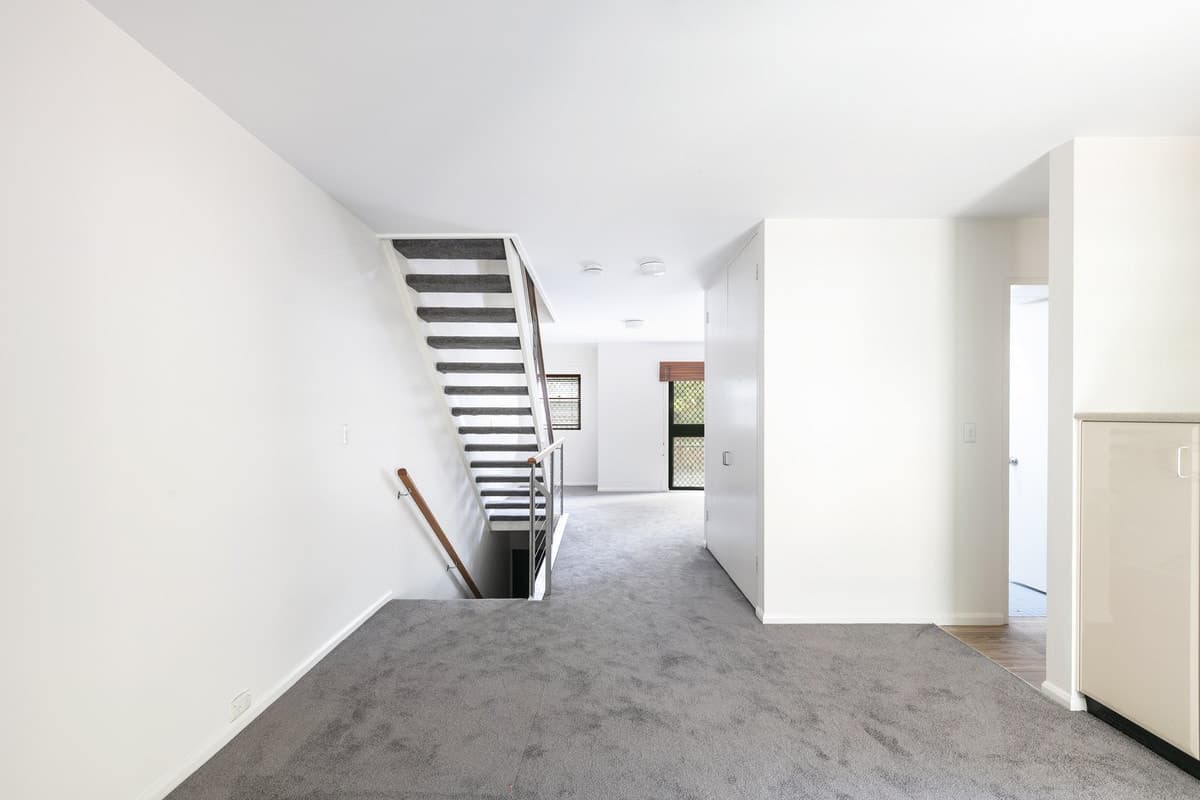 108 McElhone Street, Woolloomooloo - Thumbnail 2