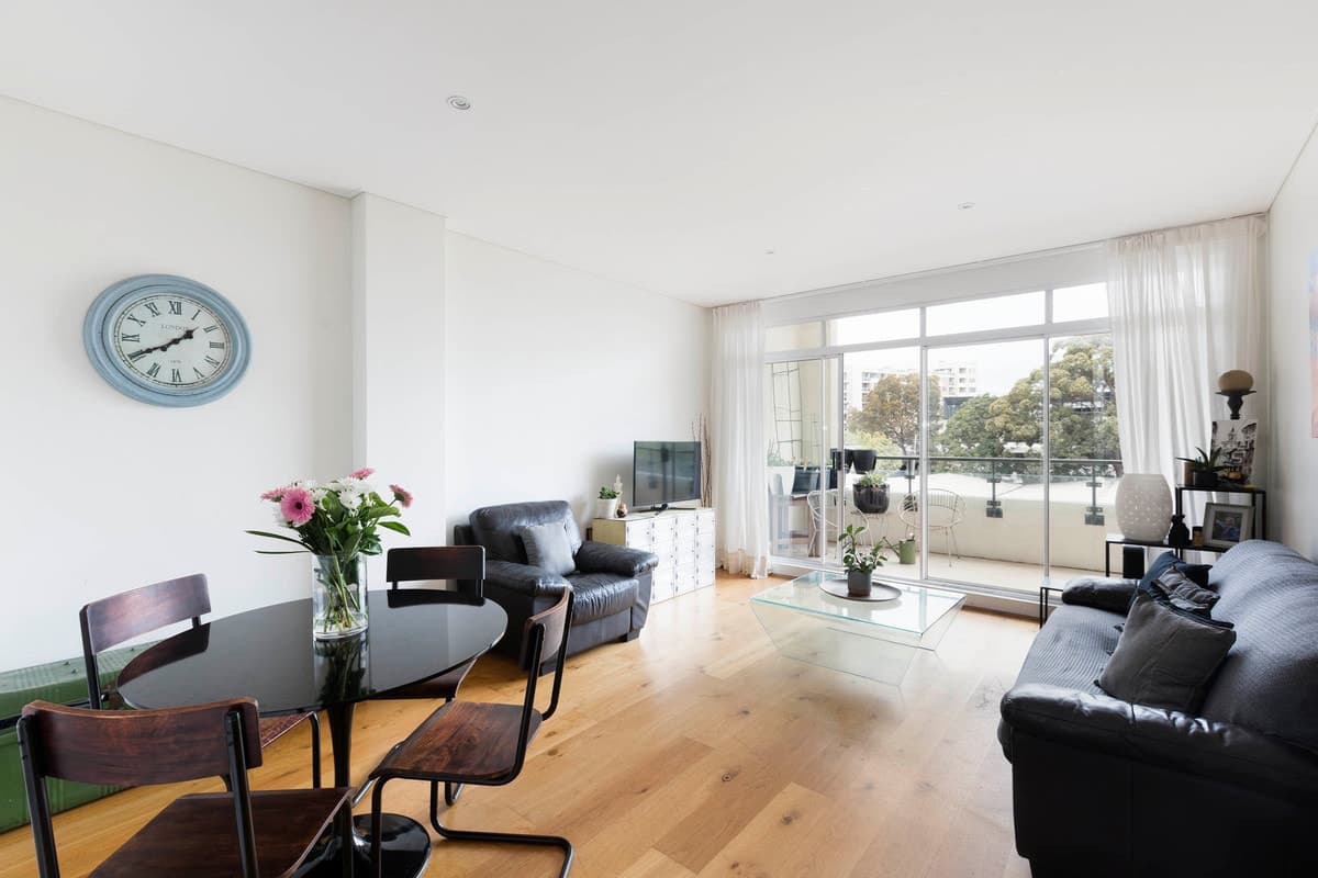 36/189 Phillip Street, Waterloo - Image 1
