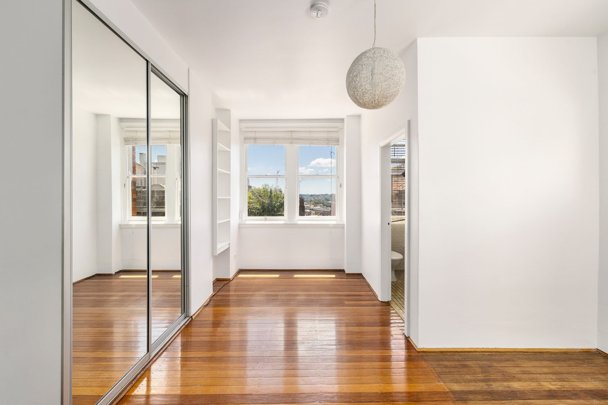 508/3-5 Greenknowe Avenue, Elizabeth Bay - Image 1