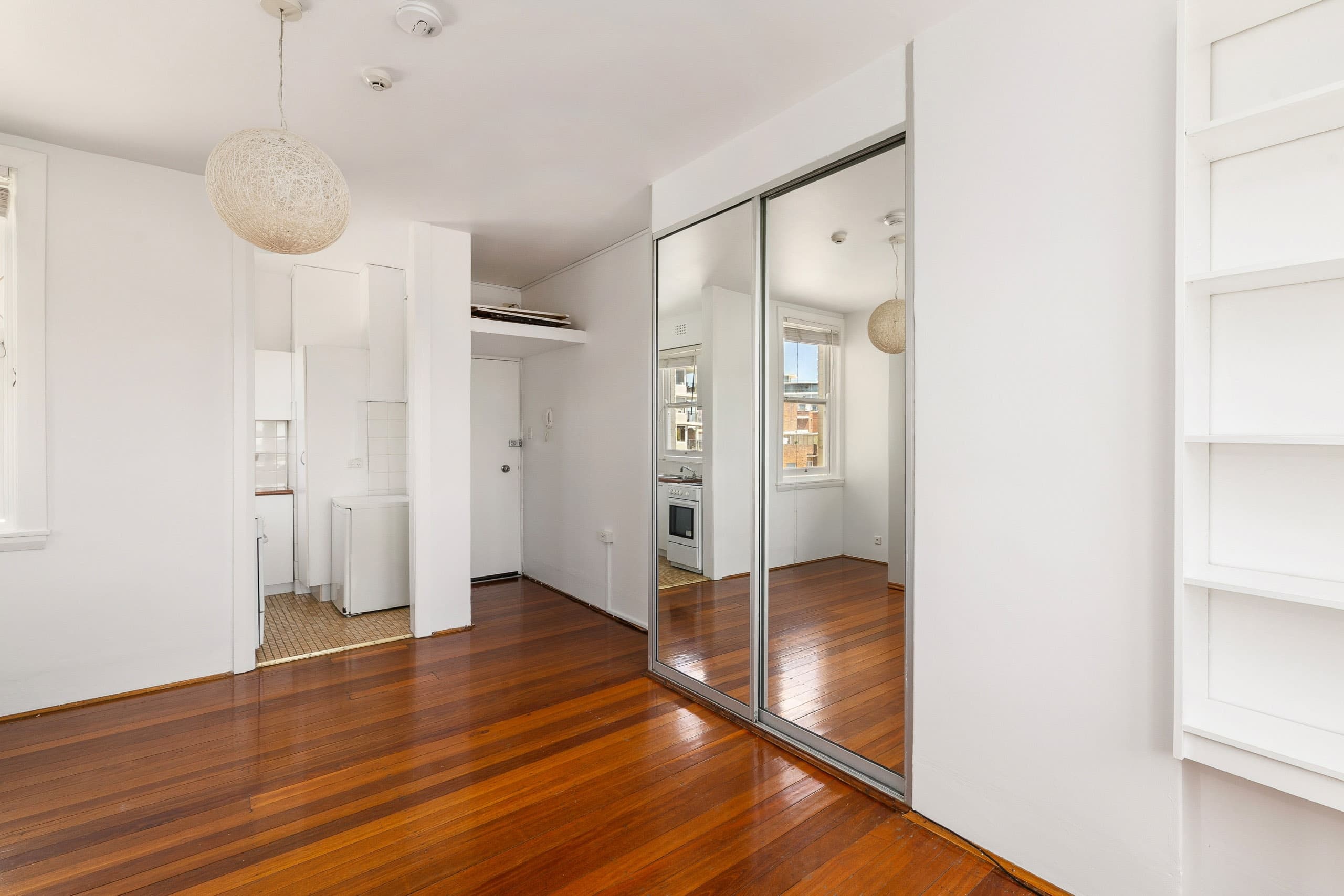 508/3-5 Greenknowe Avenue, Elizabeth Bay - Thumbnail 4