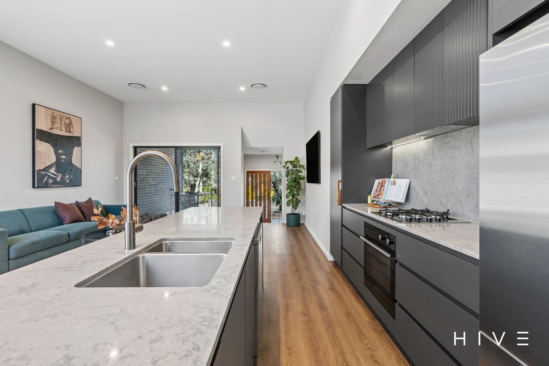 3/8 Powlett Street, Kaleen - Image 1