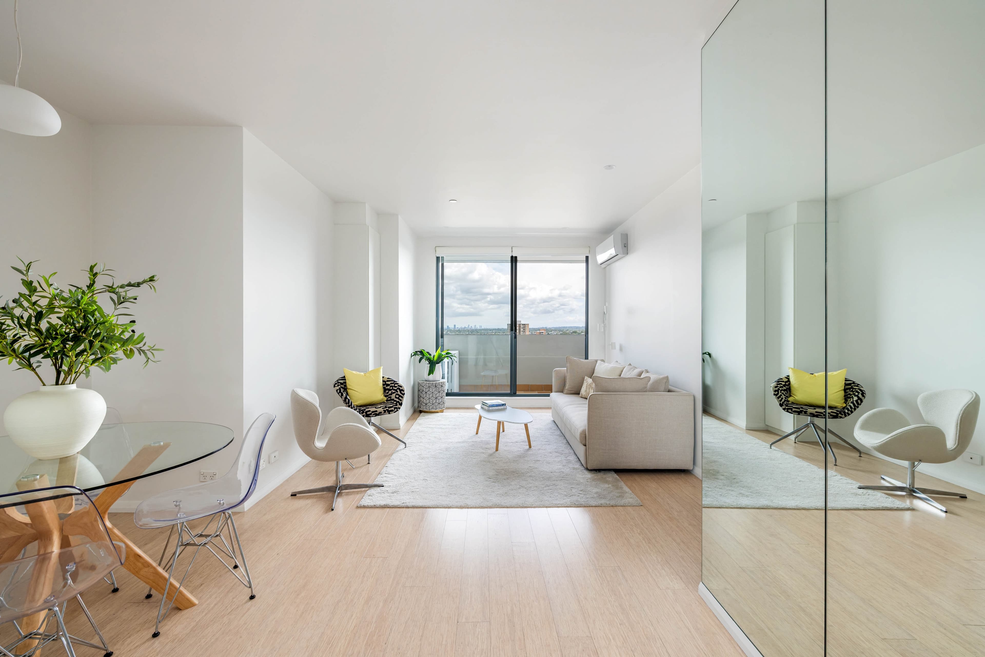 406/10 Mount Street, North Sydney - Thumbnail 2