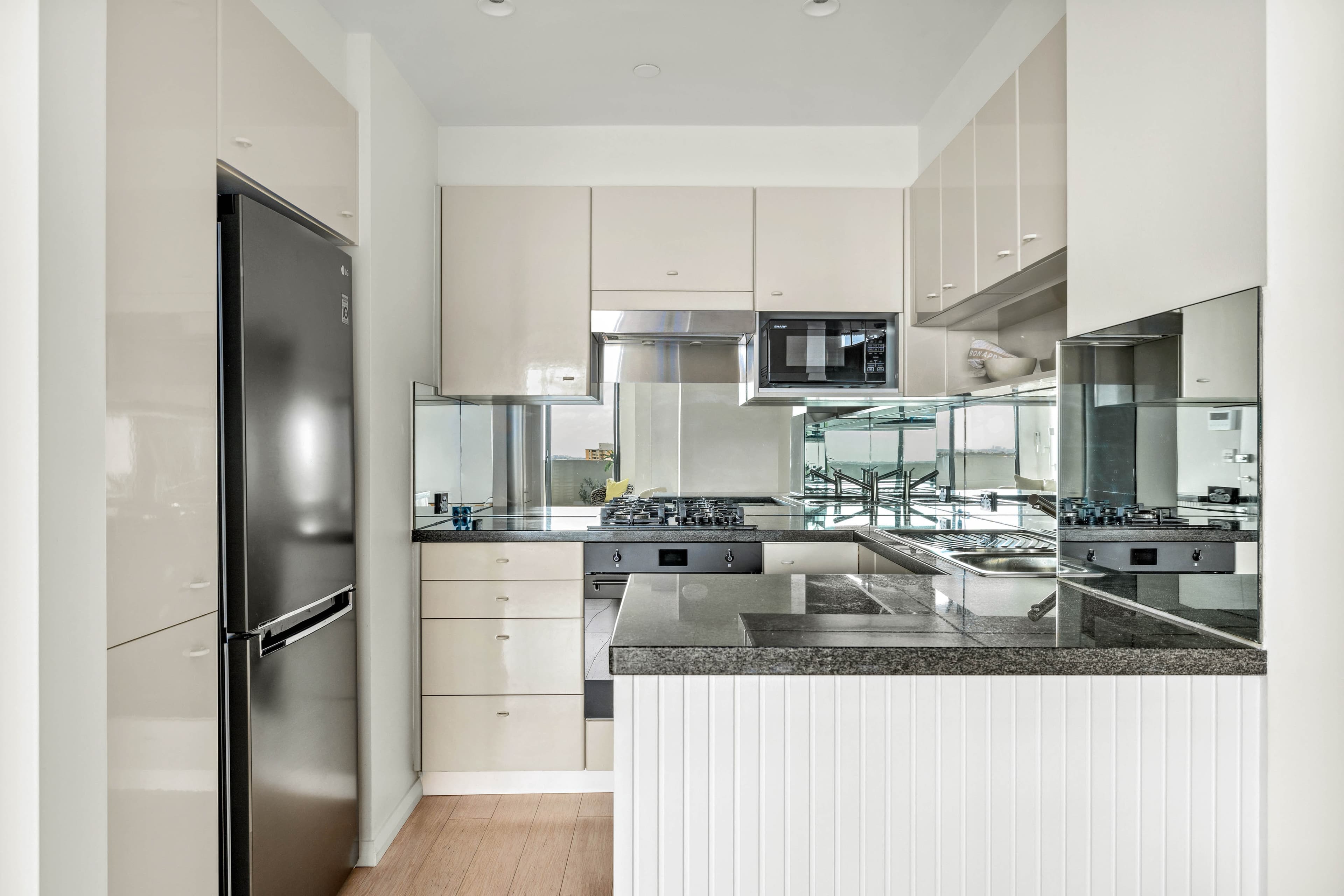 406/10 Mount Street, North Sydney - Thumbnail 6