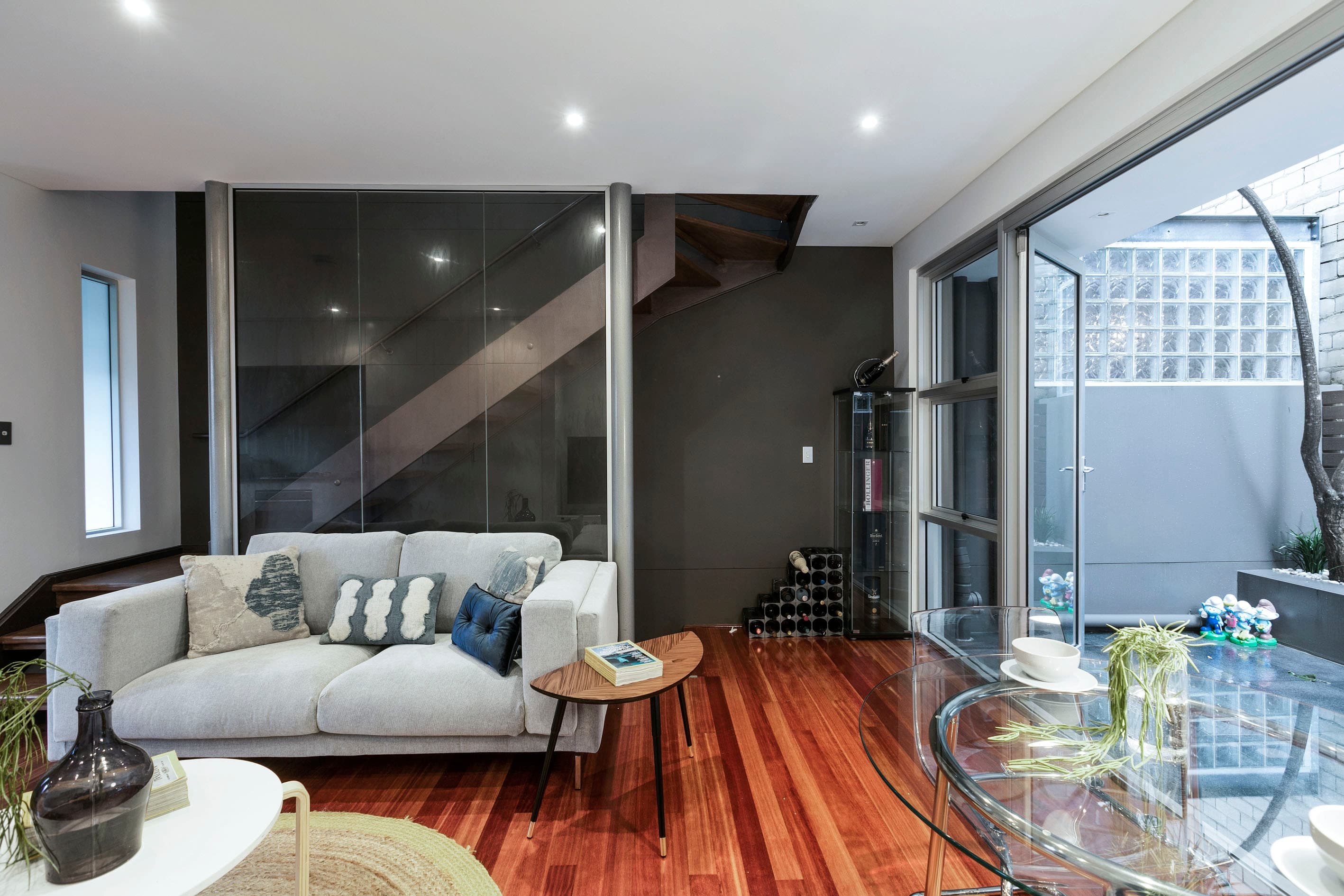 9D Collins Street, Beaconsfield - Thumbnail 4