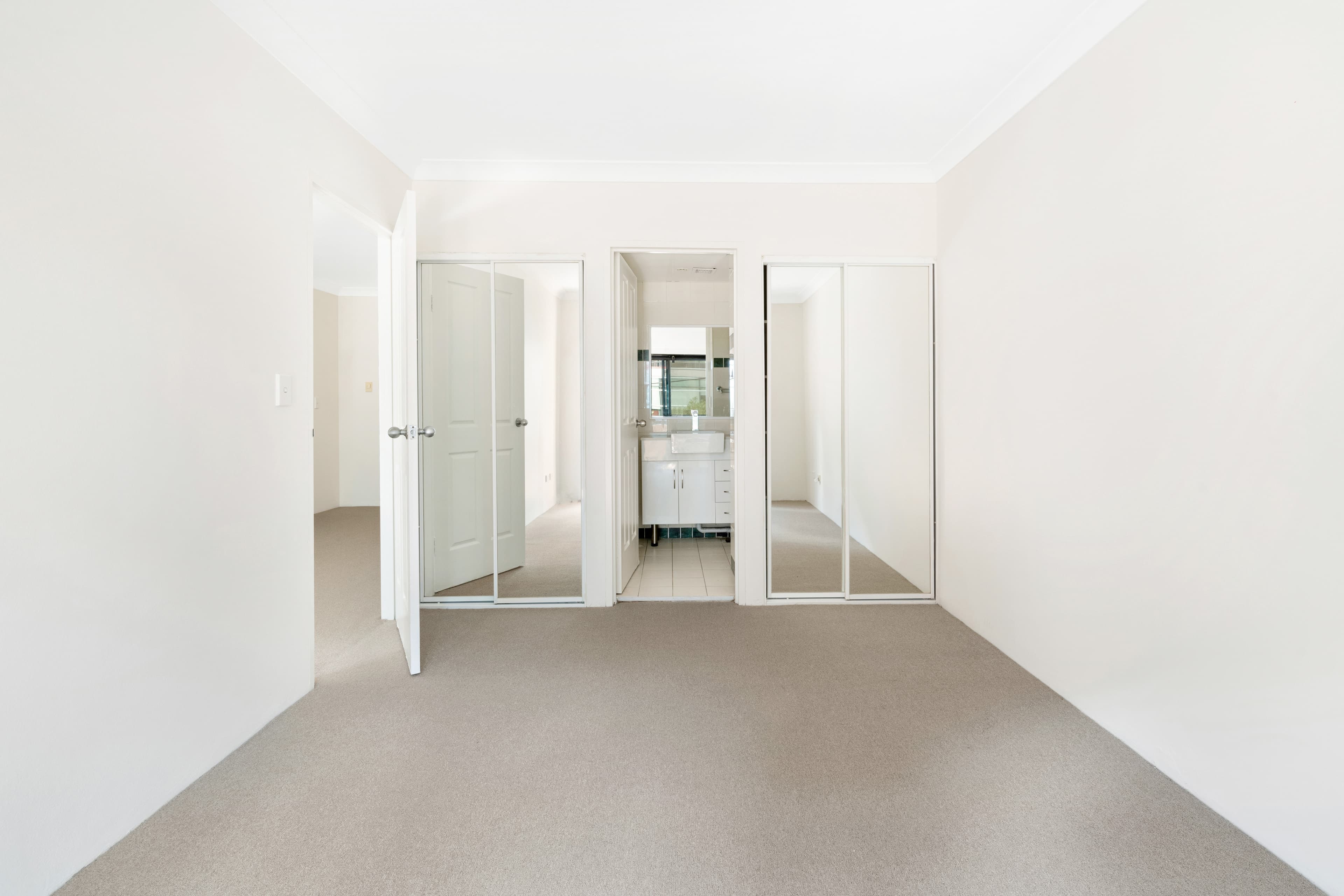 28/11-17 Wyndham Street, Alexandria - Thumbnail 7