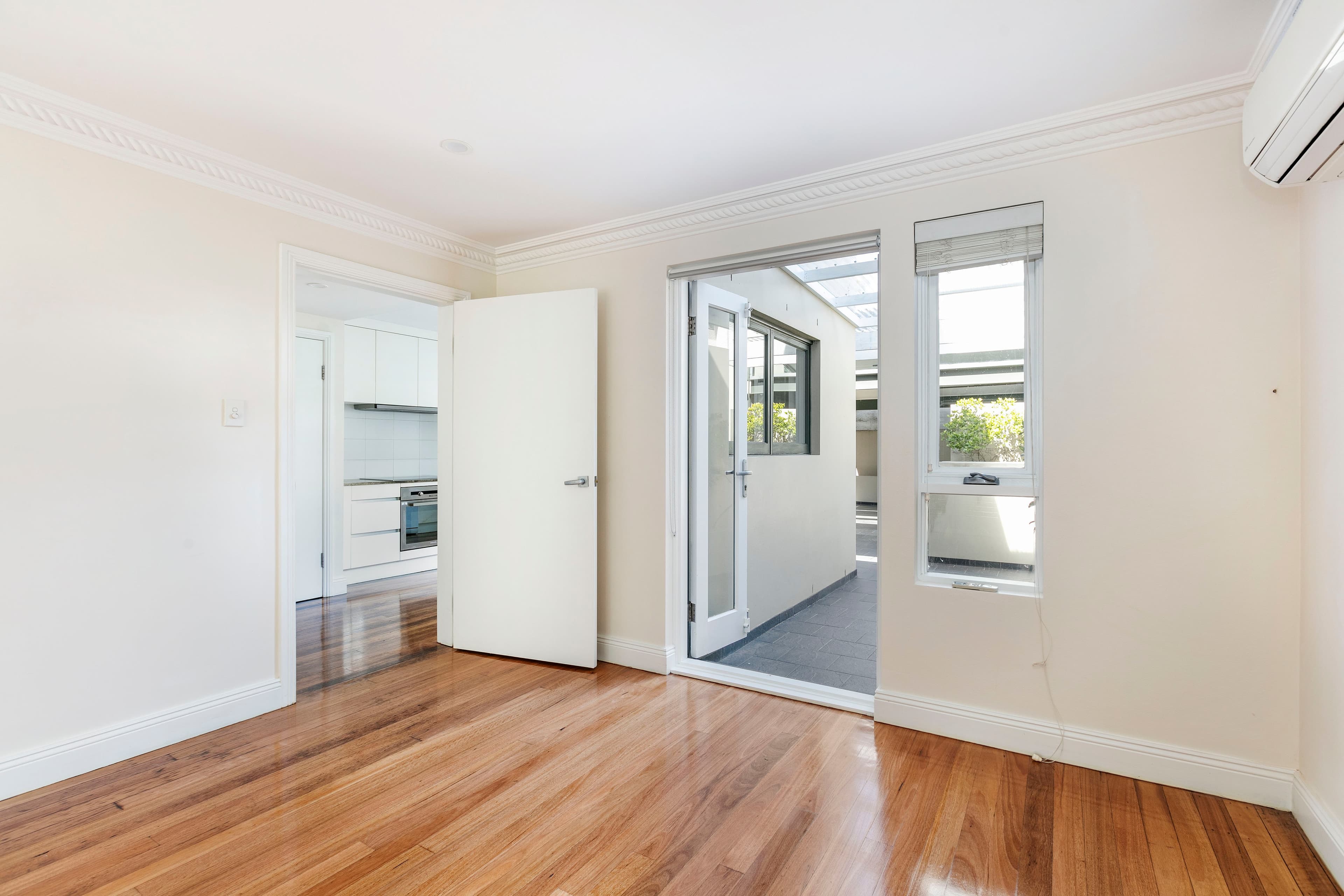 1E Reuss Street, Glebe - Thumbnail 3