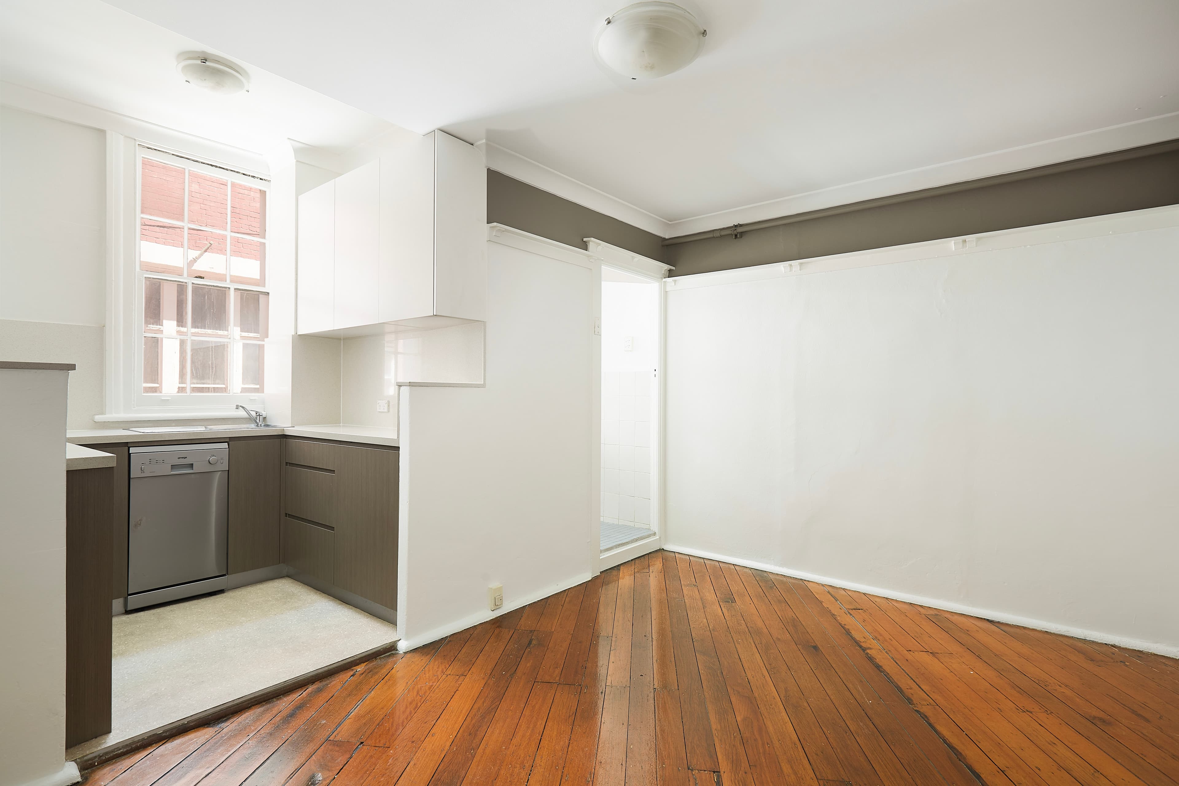 14/227 Crown Street, Darlinghurst - Image 1
