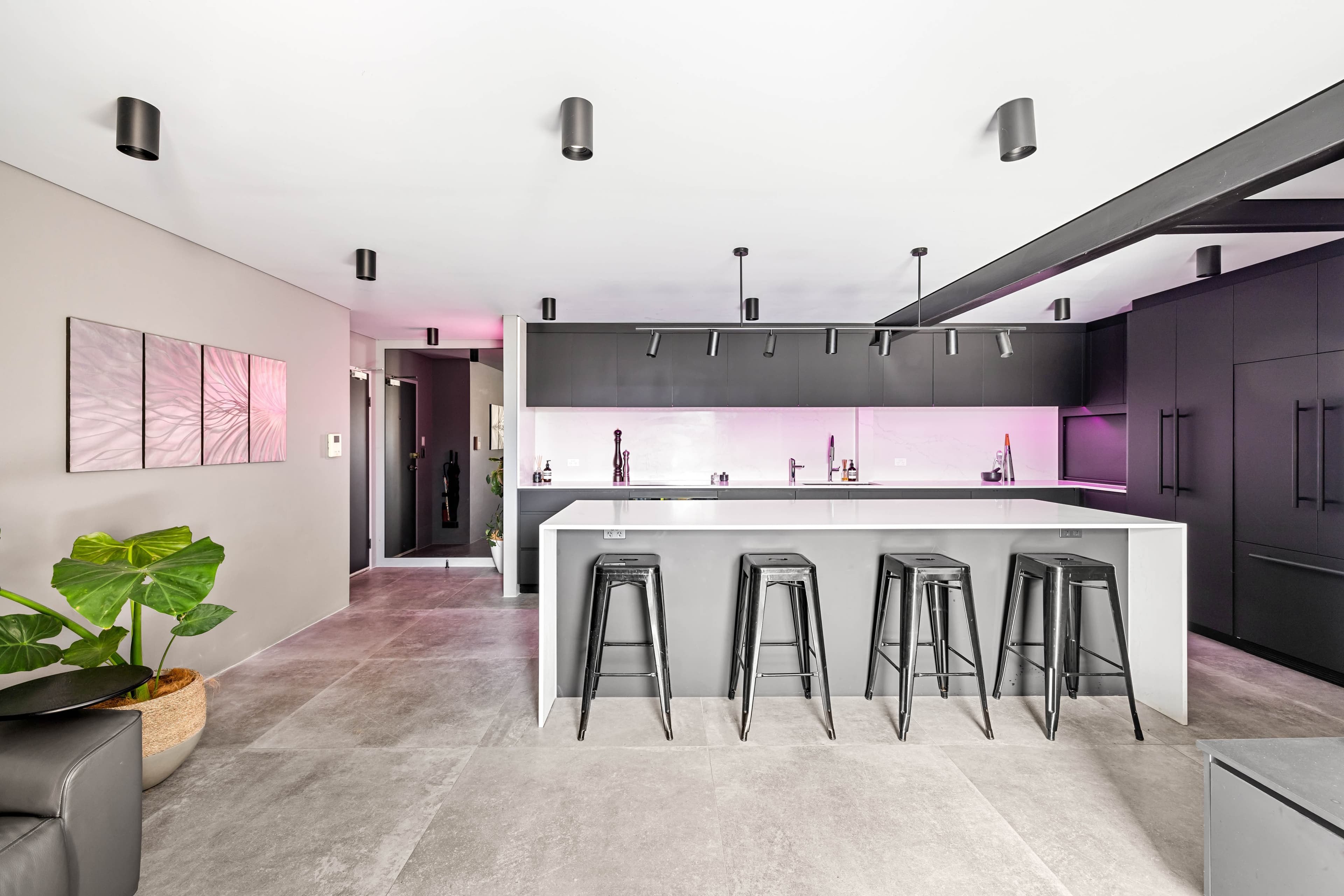 27/11-33 Maddison Street, Redfern - Image 1