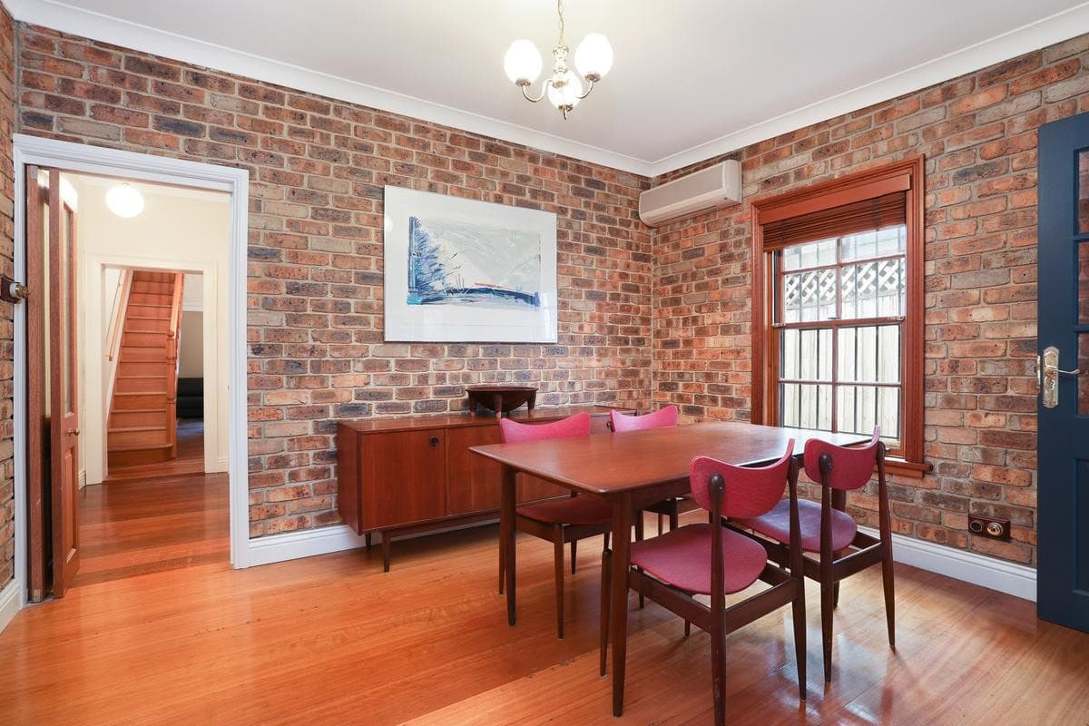 121 Station Street, Petersham - Thumbnail 2