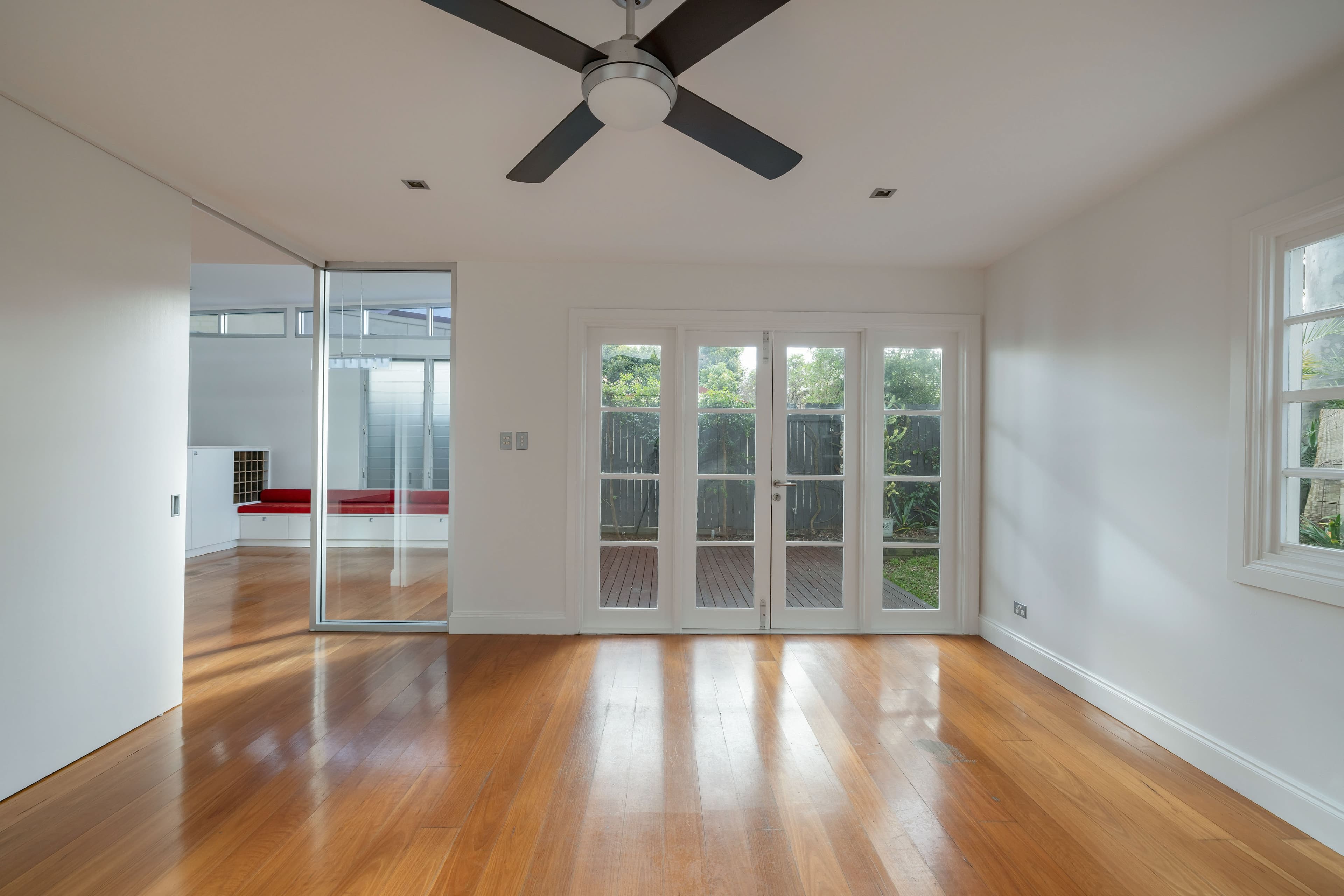 6 Wisbeach Street, Balmain - Thumbnail 2