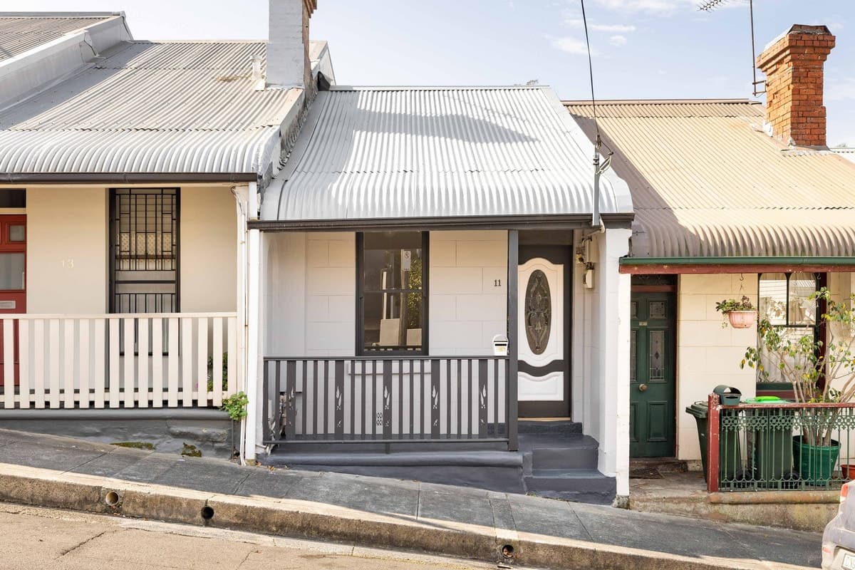 11 Coulon Street, Rozelle - Image 1