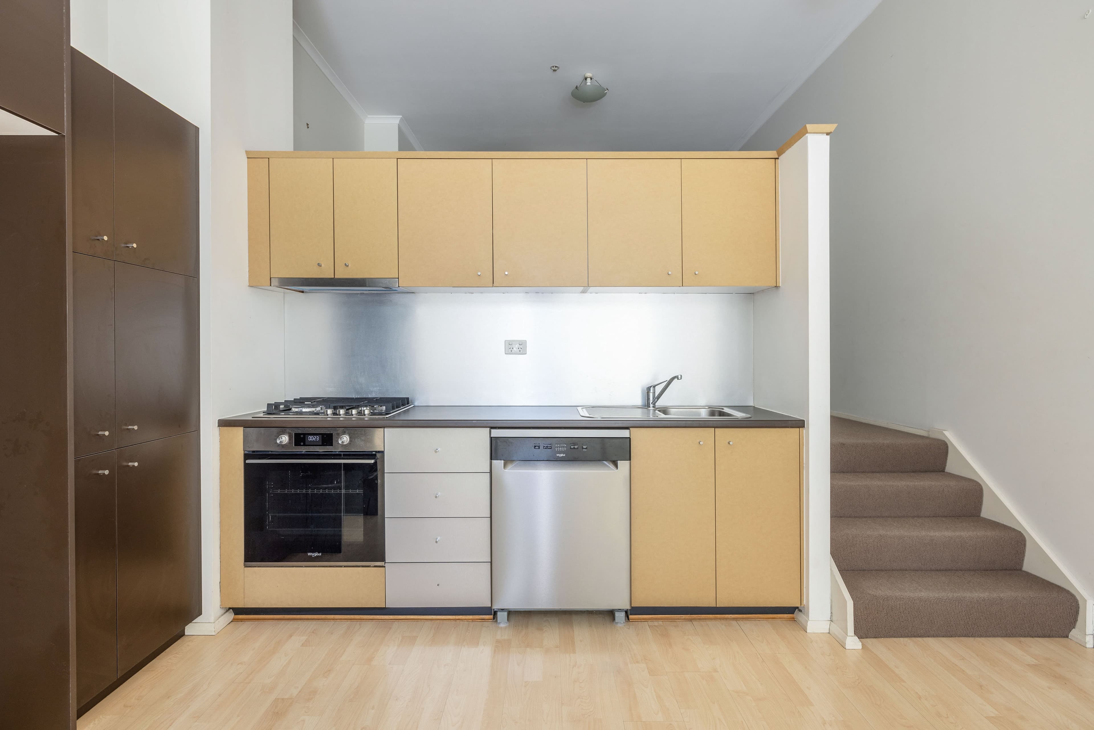 221/105 Campbell Street, Surry Hills - Thumbnail 6