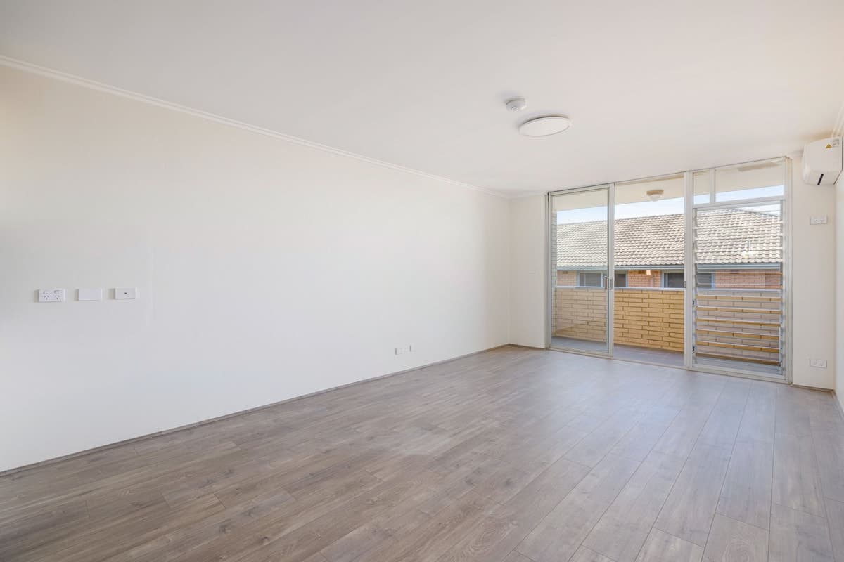 504/136 Curlewis Street, Bondi Beach - Thumbnail 2