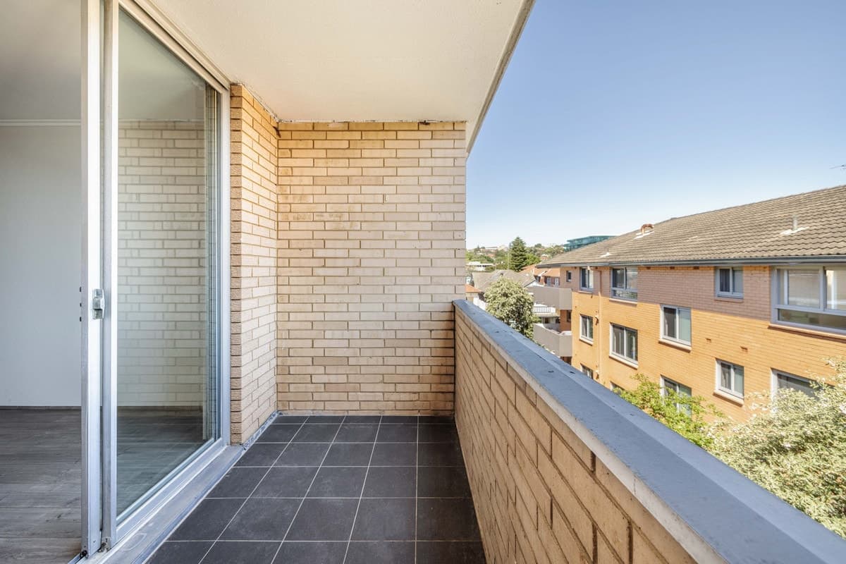 504/136 Curlewis Street, Bondi Beach - Thumbnail 3