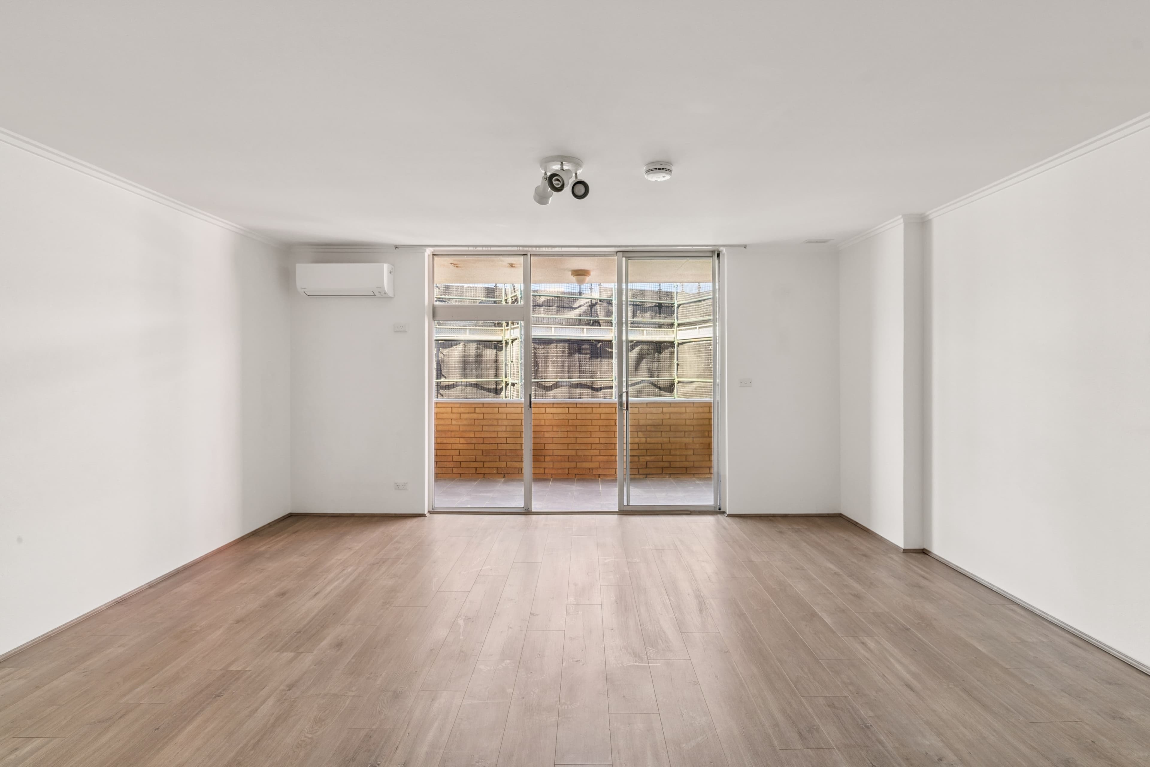 510/136 Curlewis Street, Bondi Beach - Thumbnail 3