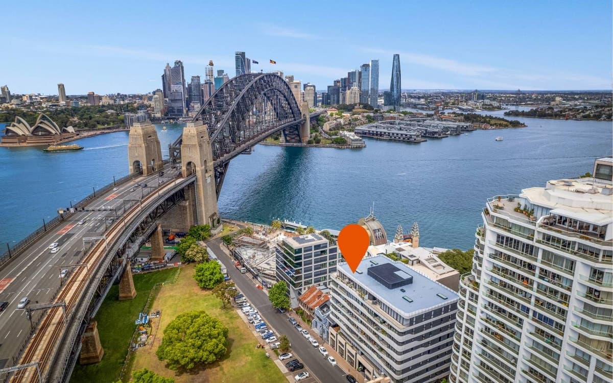305/30 Alfred Street South, Milsons Point - Thumbnail 2