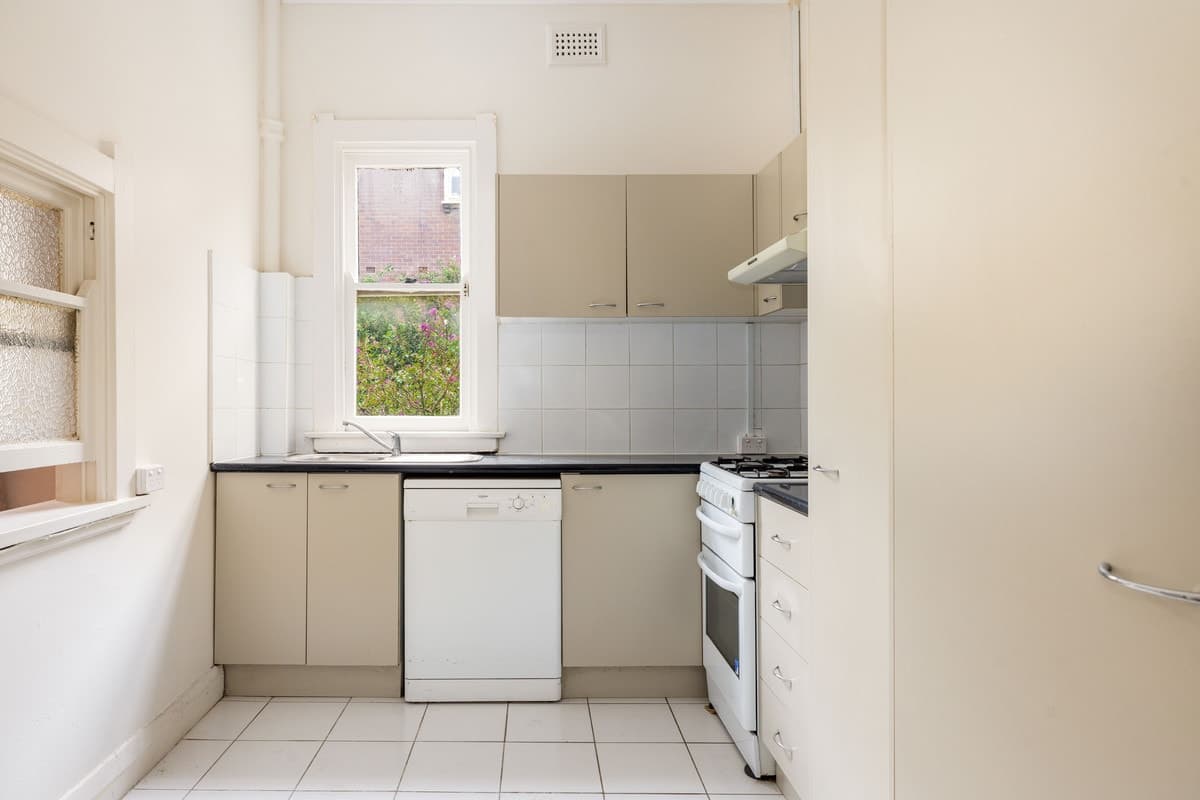 2/375 Glebe Point Road, Glebe - Thumbnail 3