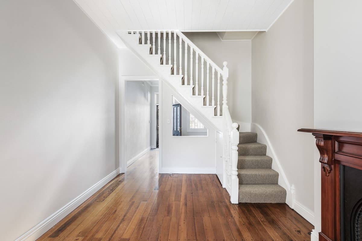 8 Albert Street, Redfern - Thumbnail 2