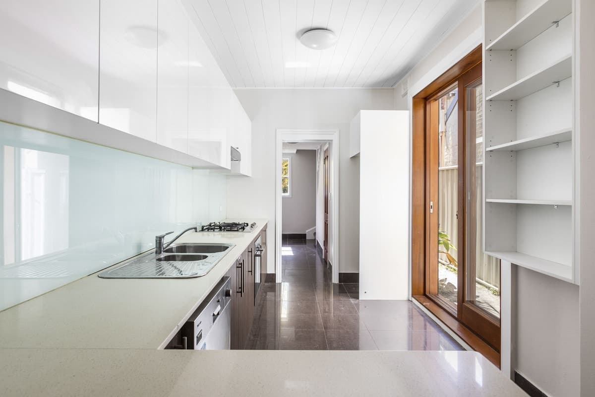 8 Albert Street, Redfern - Thumbnail 4