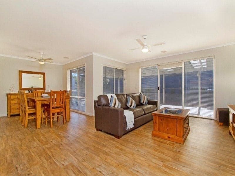 83 Mistletoe Street GOLDEN SQUARE VIC, 83 Mistletoe Street Golden Square - Thumbnail 2