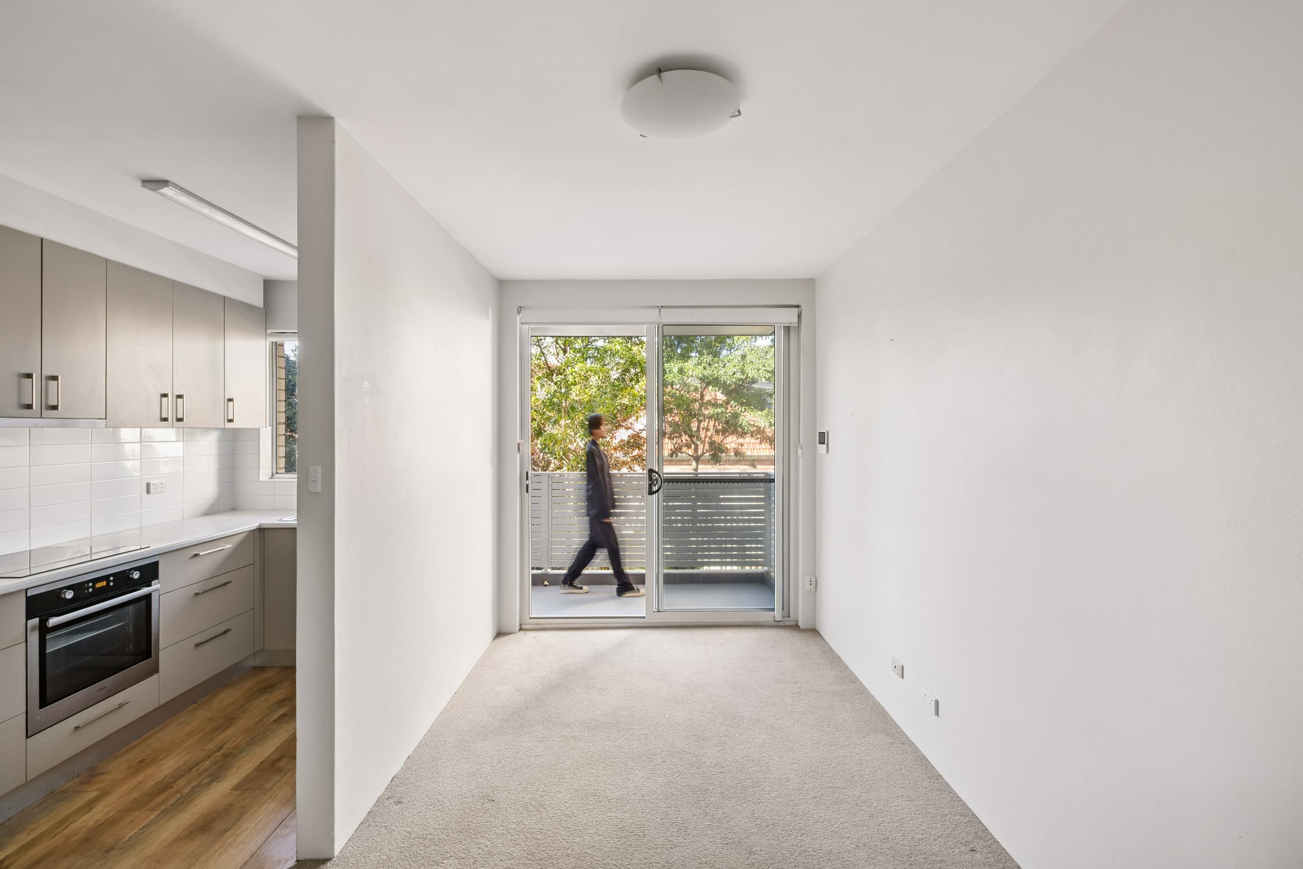 14/8-12 Hunter Street, Lewisham - Image 1