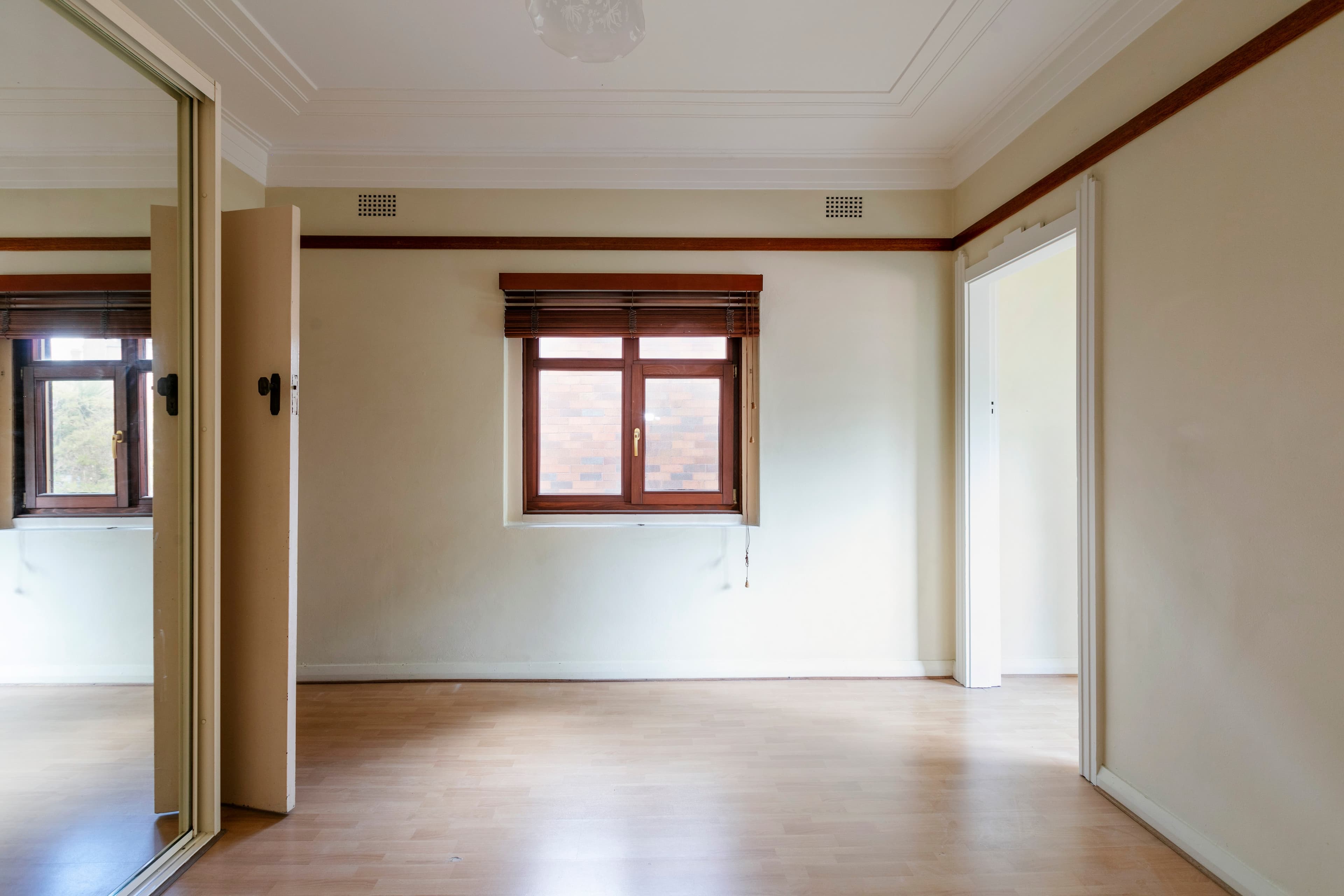9/22-24 Cambridge Street, Enmore - Thumbnail 3