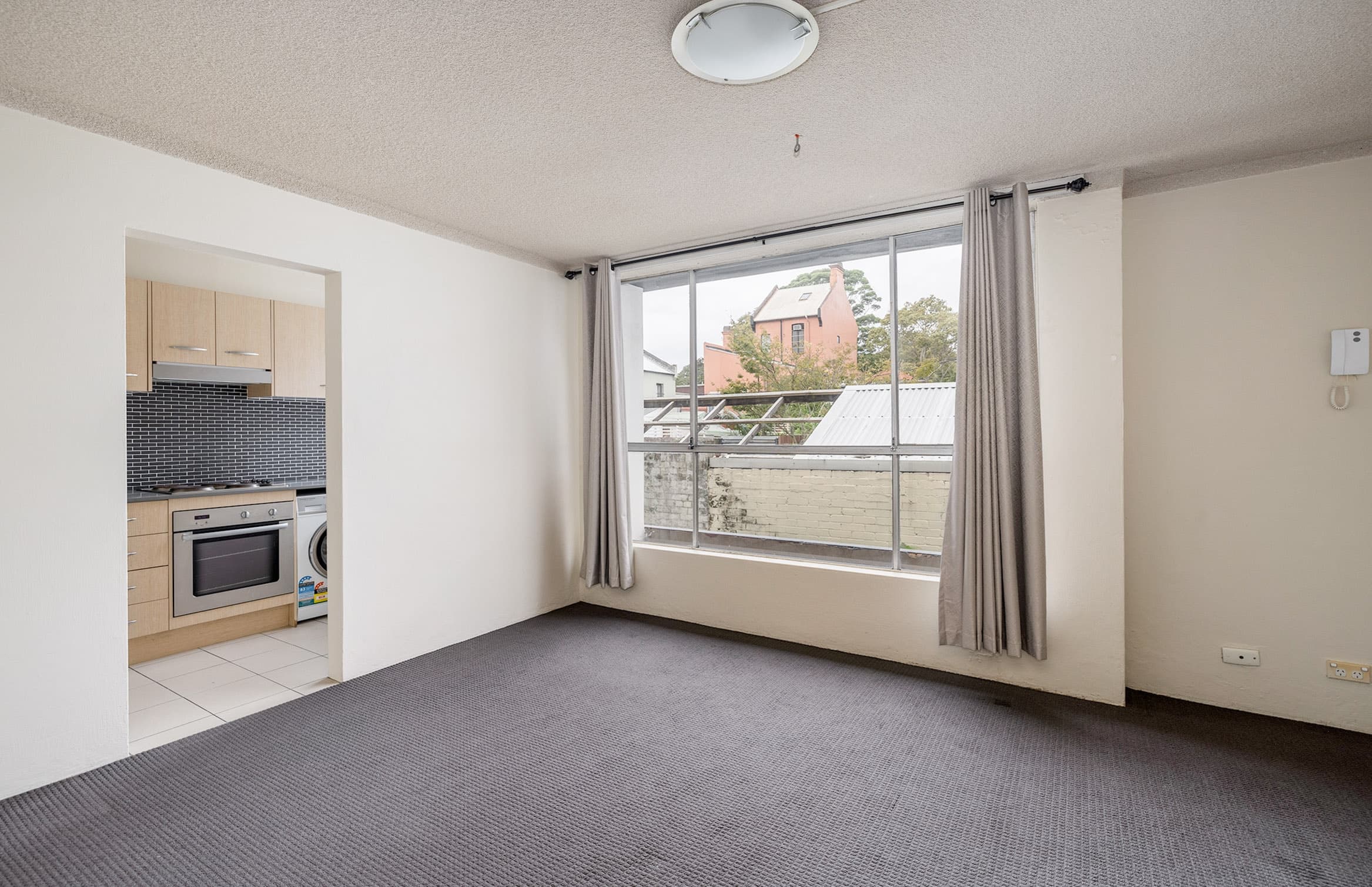 8/12-16 Chelsea Street, Redfern - Thumbnail 2