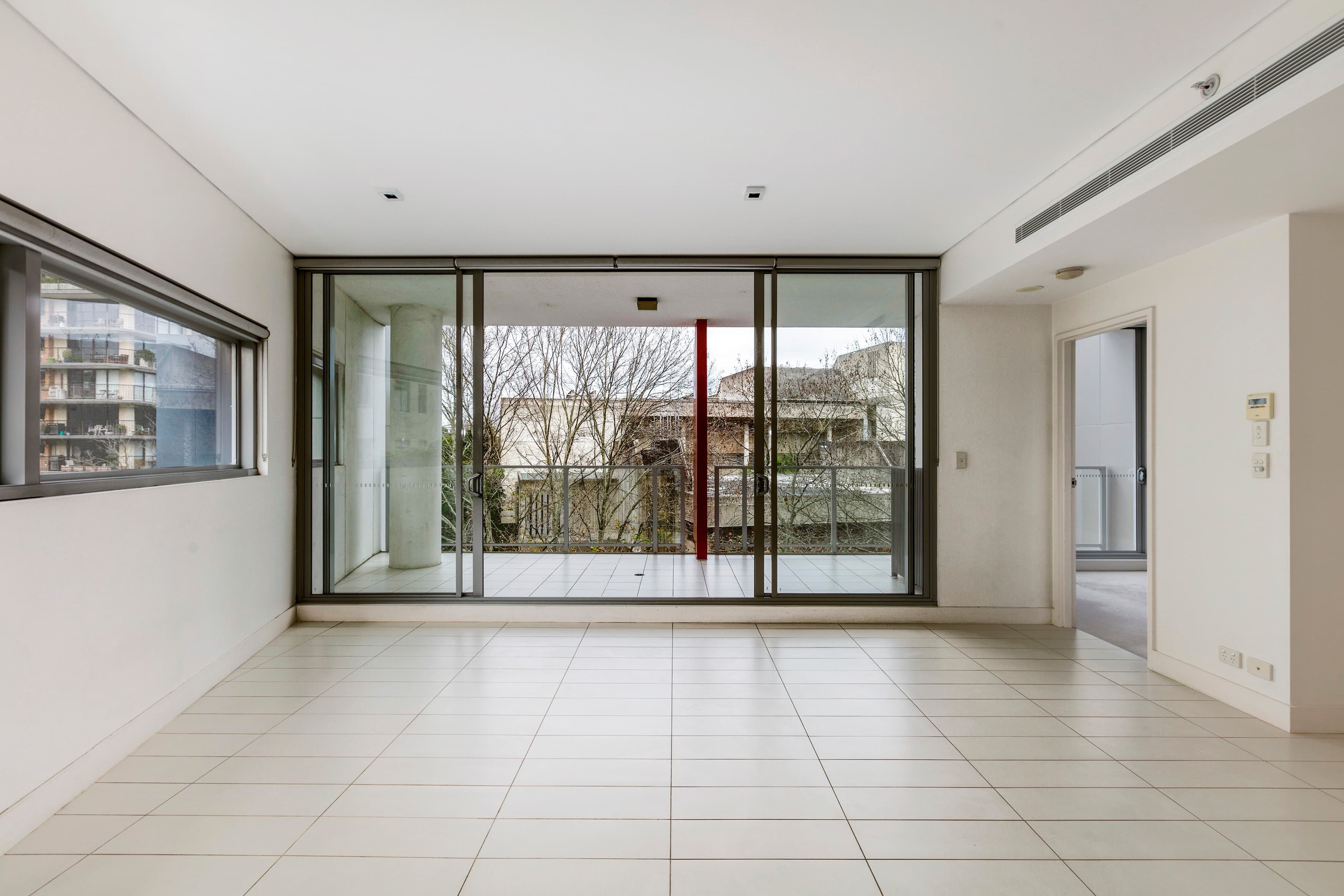 25/200-218 Goulburn Street, Surry Hills - Image 1