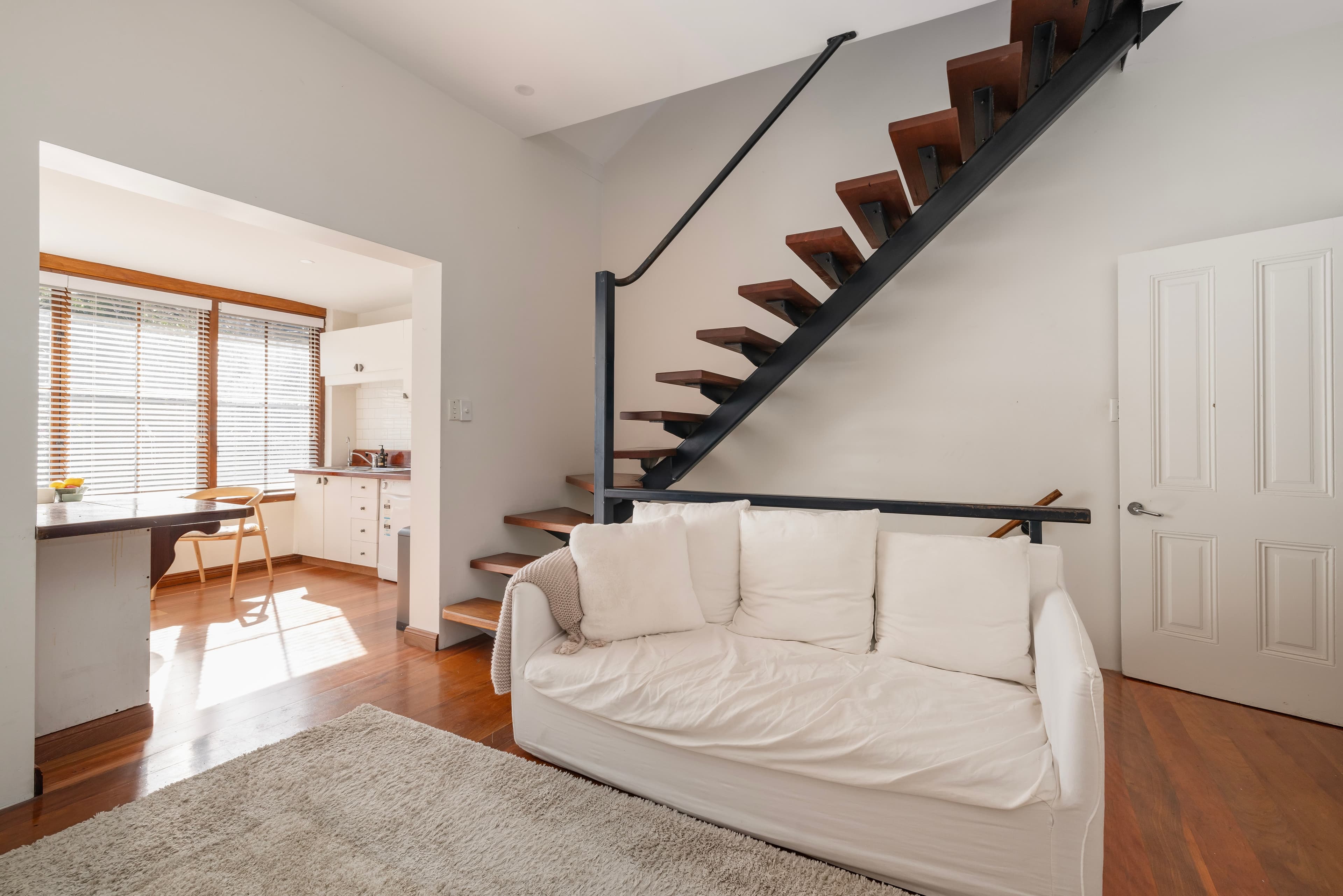 104 Womerah Avenue, Darlinghurst - Thumbnail 4