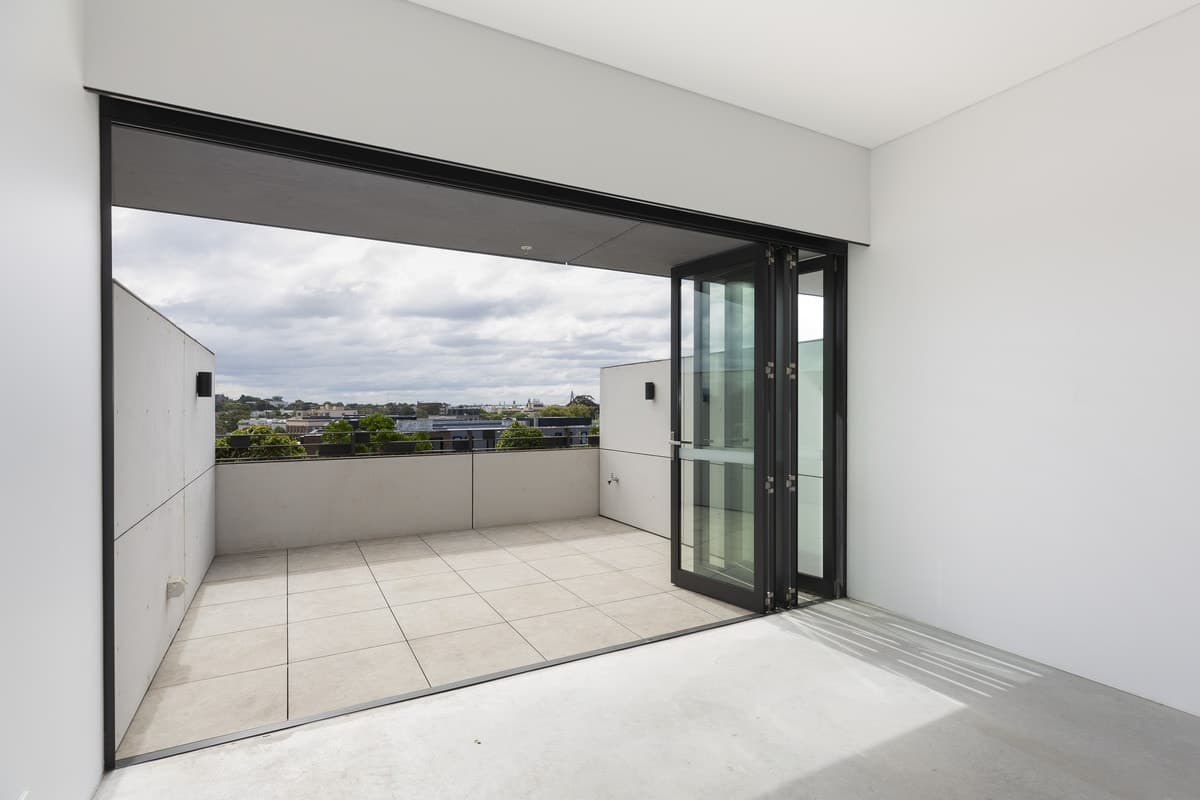 33/17 Eveleigh Street, Redfern - Thumbnail 3