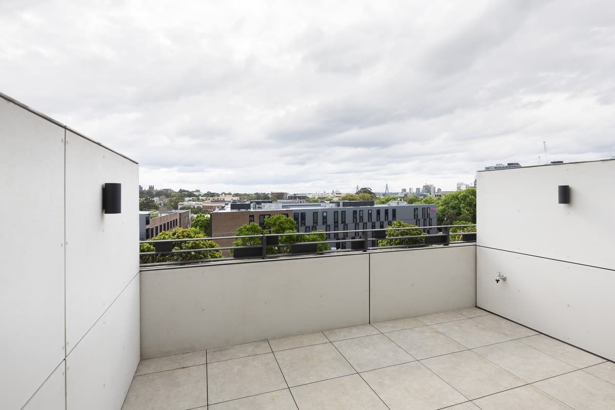 33/17 Eveleigh Street, Redfern - Thumbnail 4