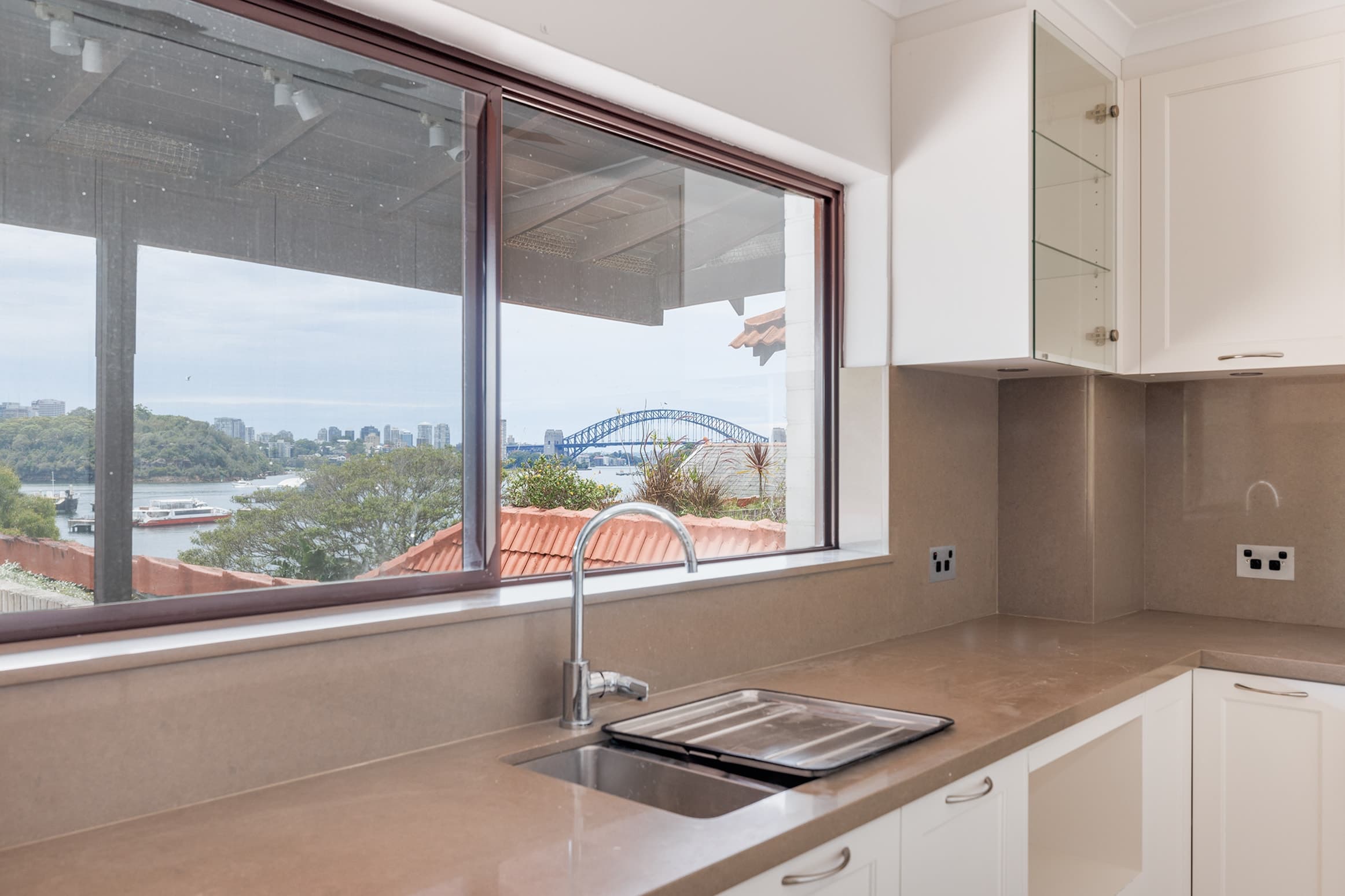 3/45 Wharf Road, Birchgrove - Thumbnail 5