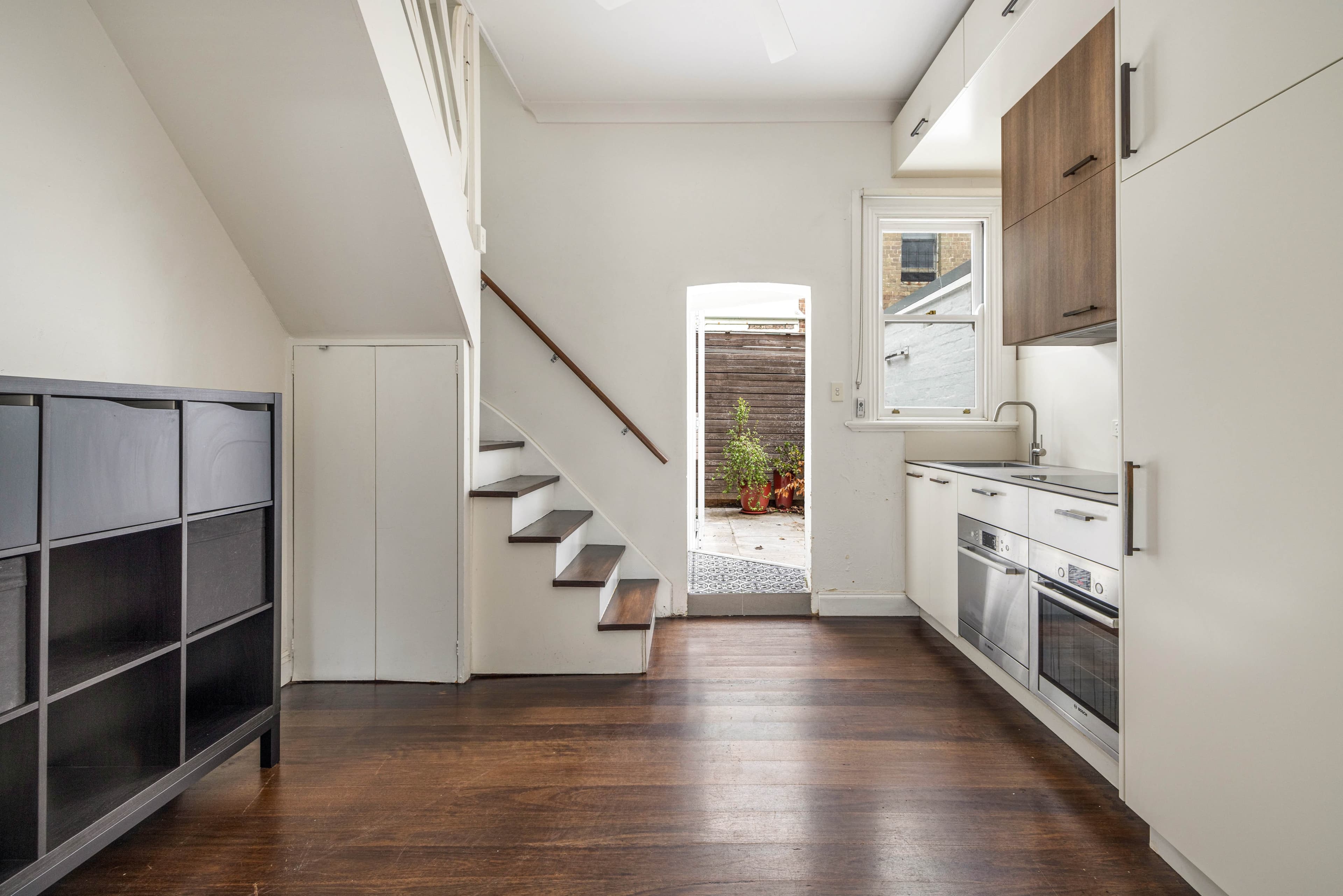 82 Nicholson Street, Woolloomooloo - Thumbnail 3
