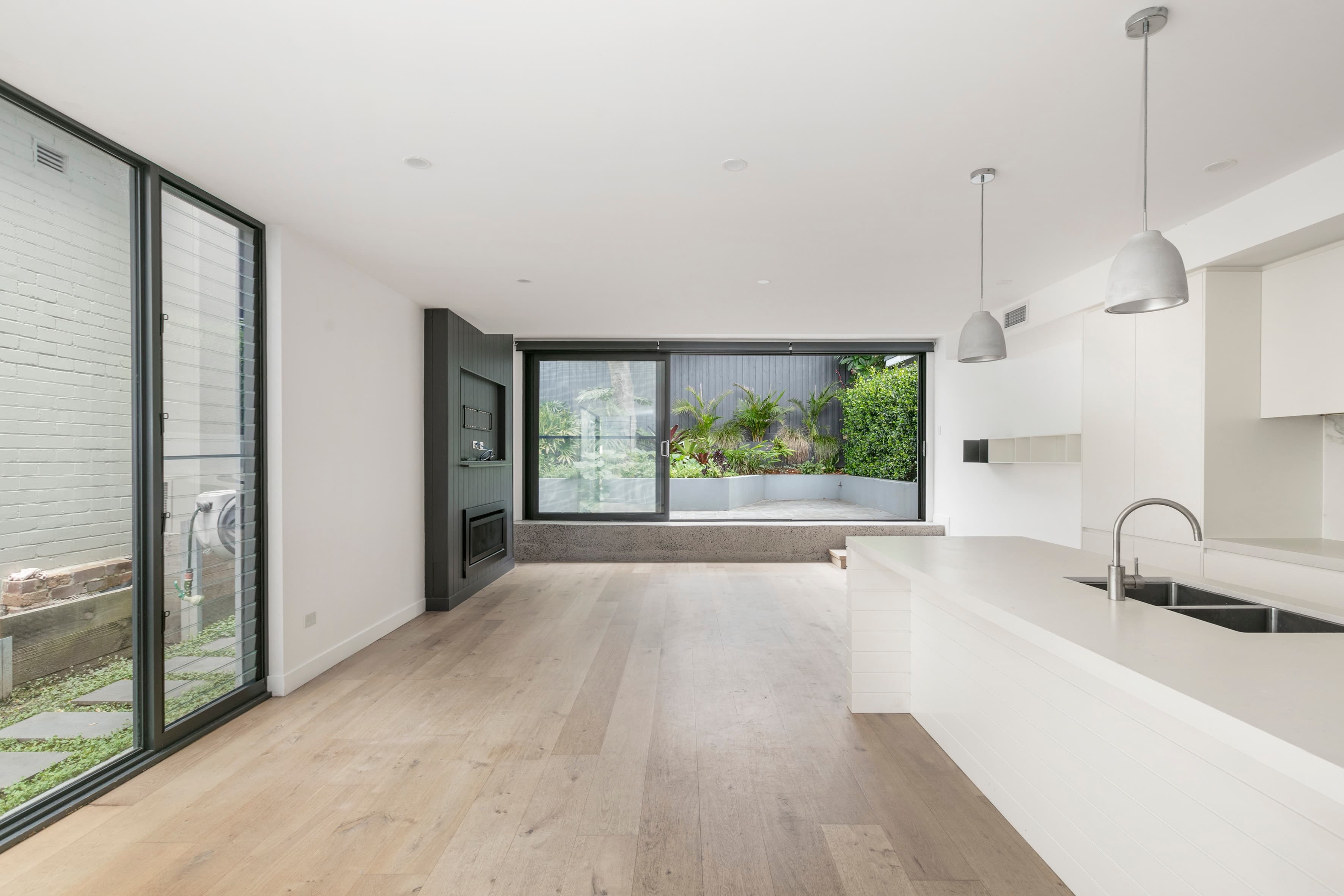 40 Curtis Road, Balmain - Image 1