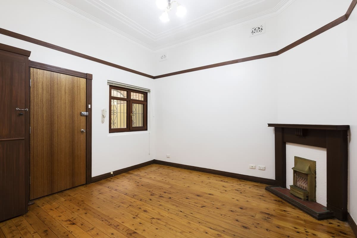 2/22-24 Cambridge Street, Enmore - Thumbnail 2