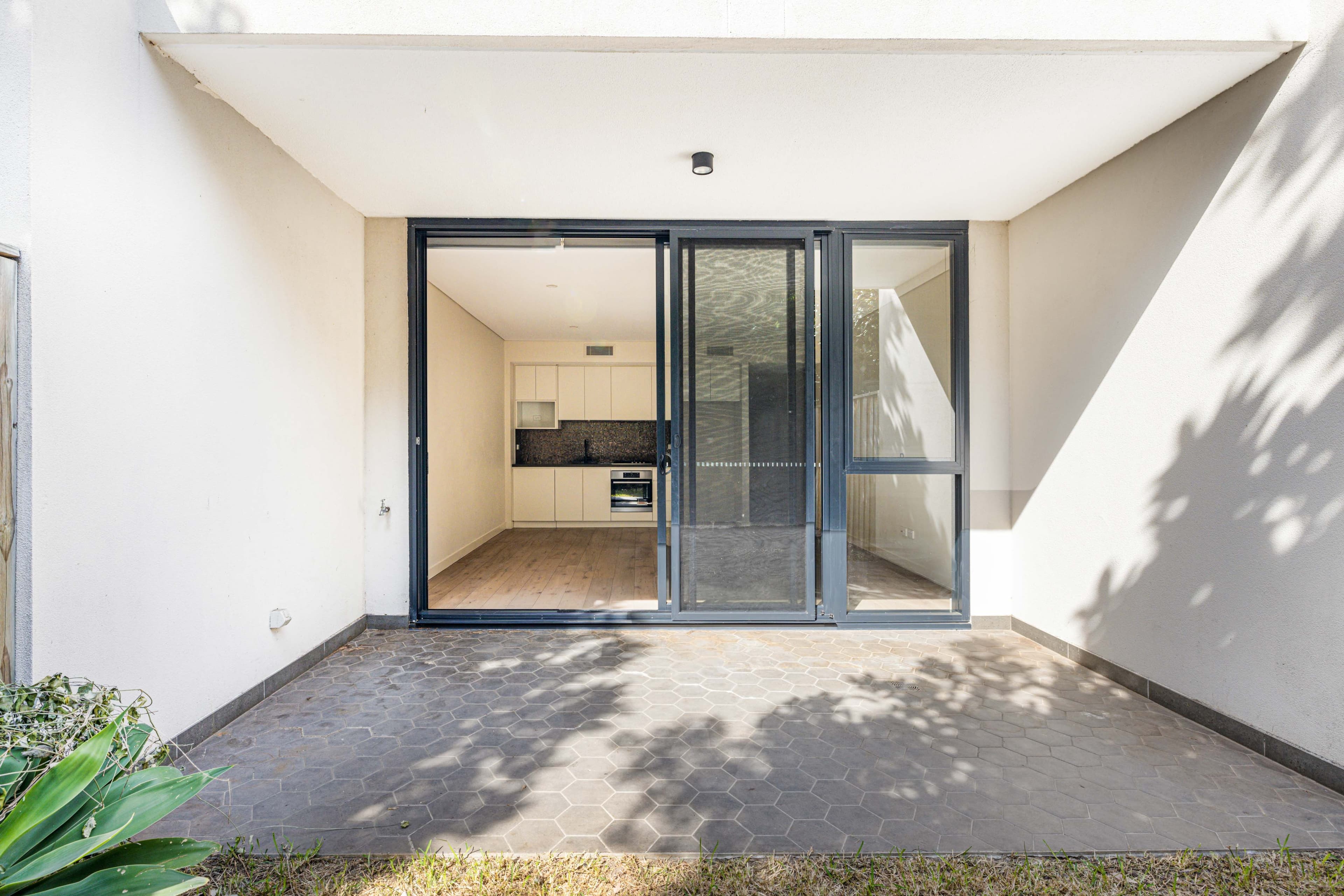 13/6 Danks Street, Waterloo - Thumbnail 4