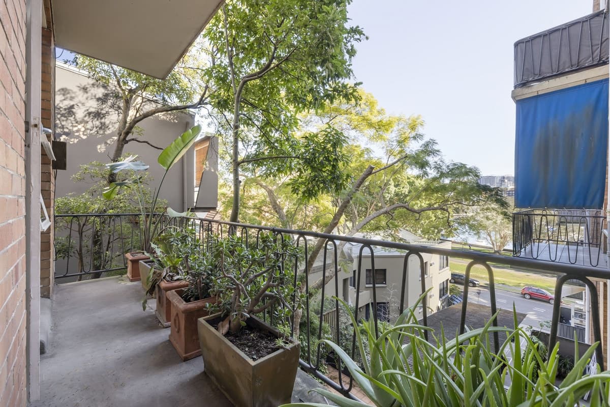38/22 New Beach Road, Darling Point - Thumbnail 4