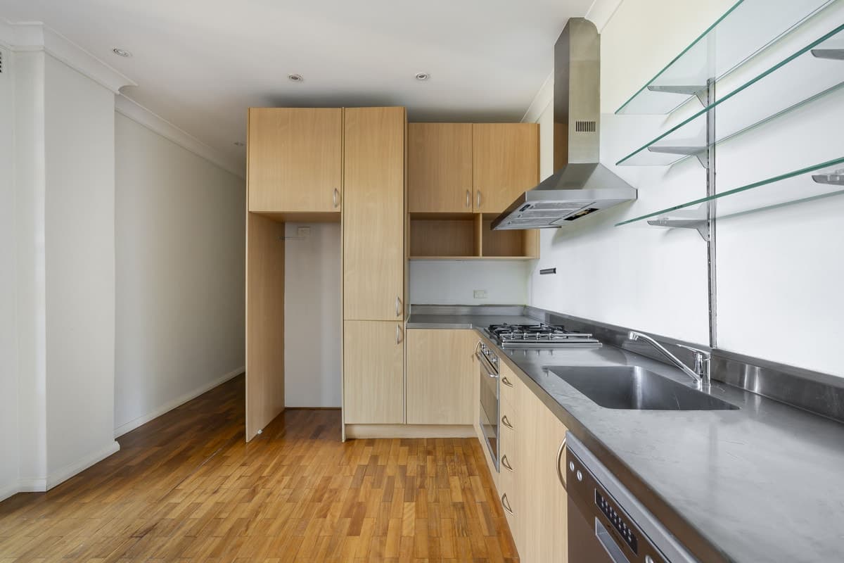 38/22 New Beach Road, Darling Point - Thumbnail 7