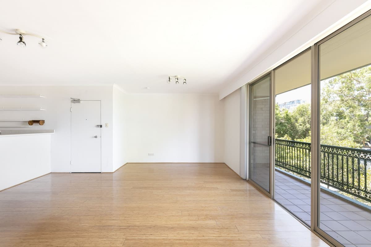 16/128 George Street, Redfern - Thumbnail 2