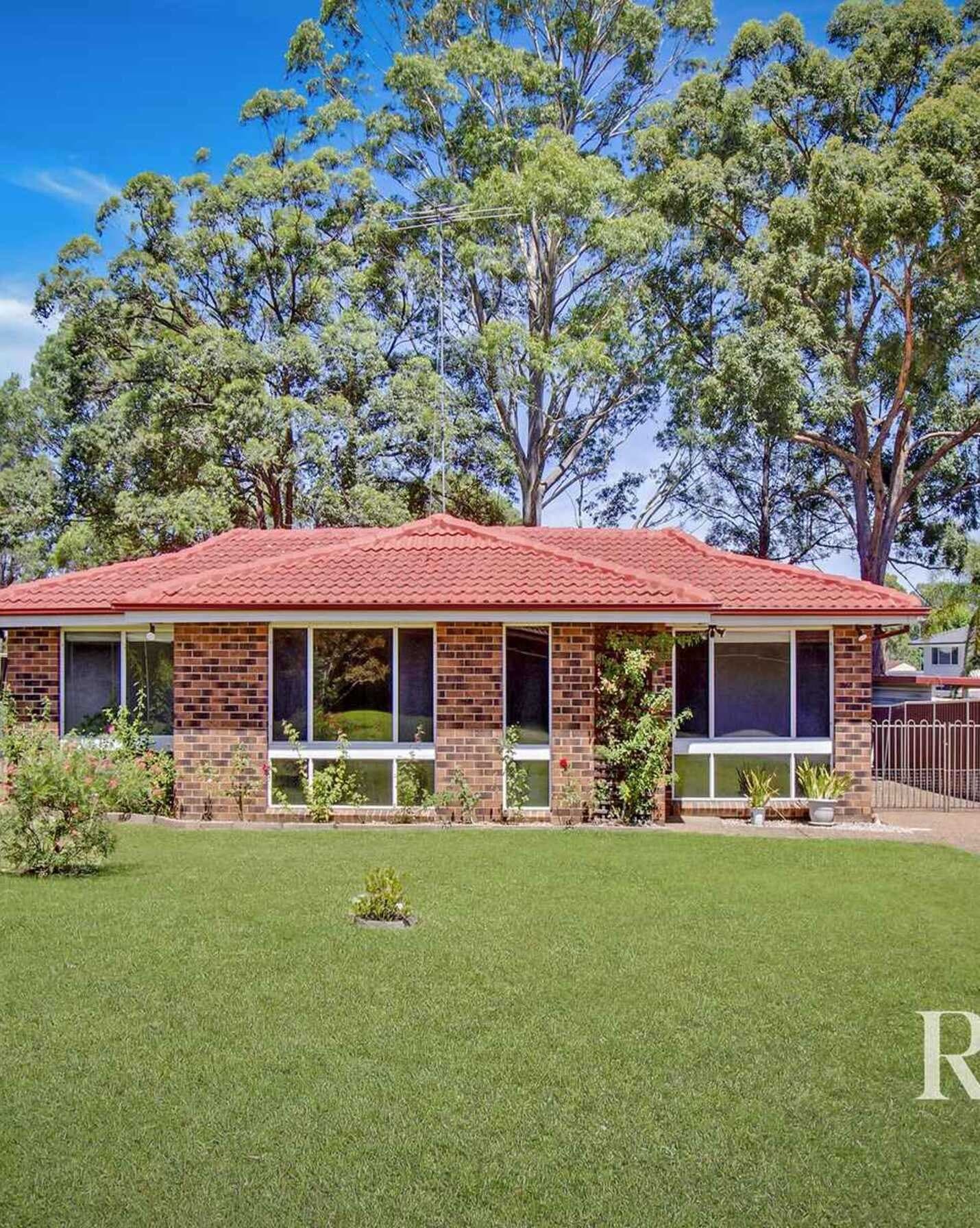 5 Kasie Place St Clair, Clair - Image 1